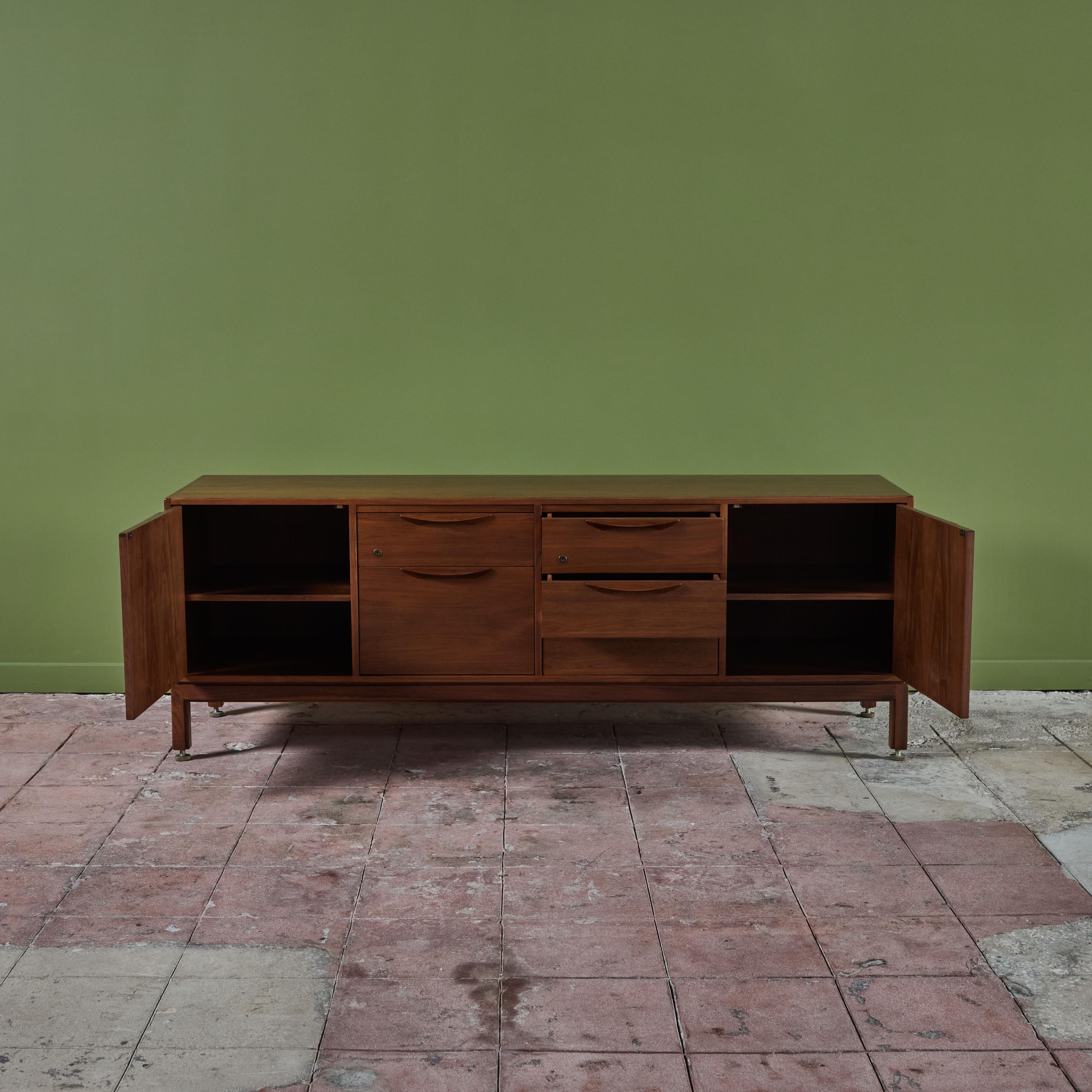 Walnut Credenza by Jens Risom For Sale 5