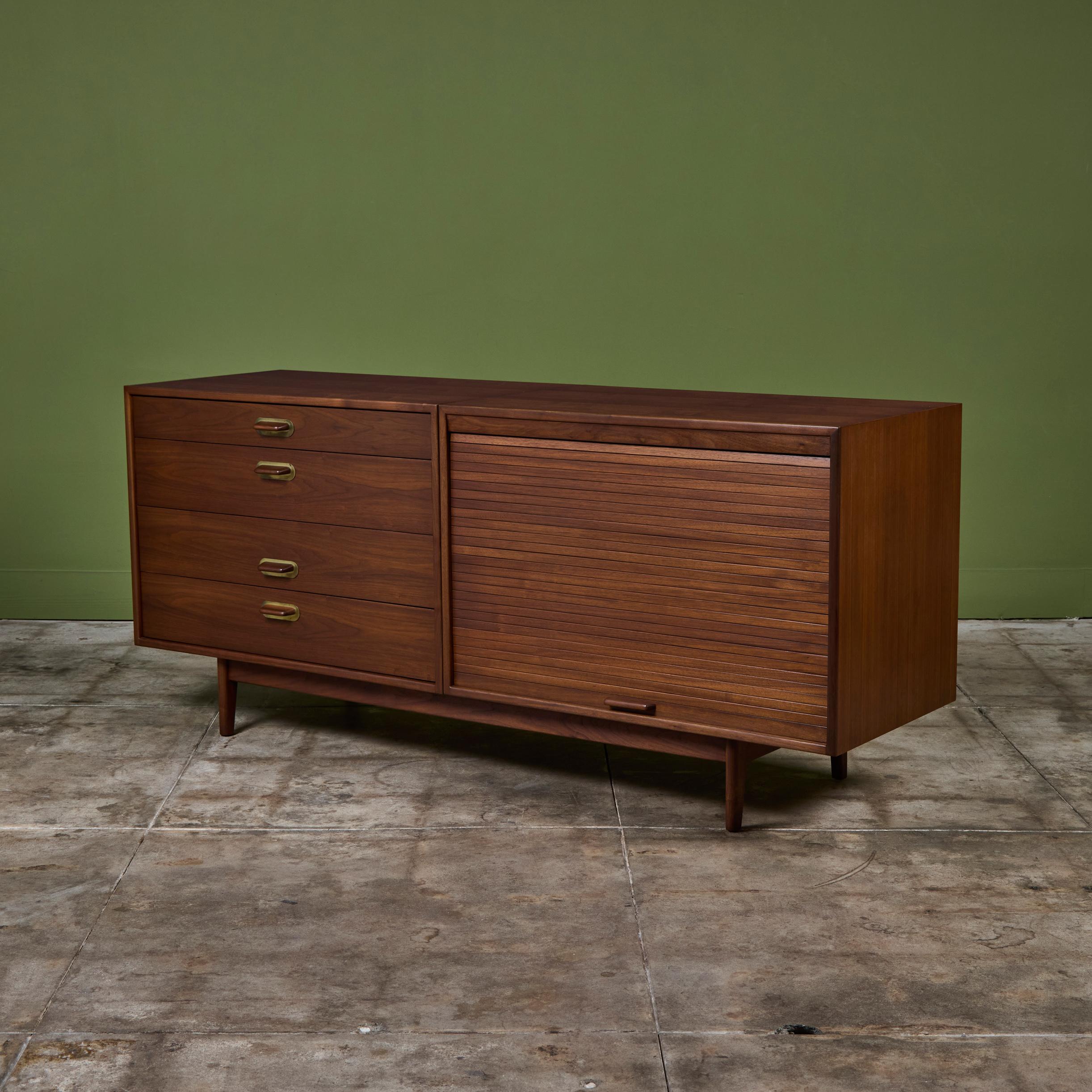 Walnut Credenza by Jens Risom For Sale 5