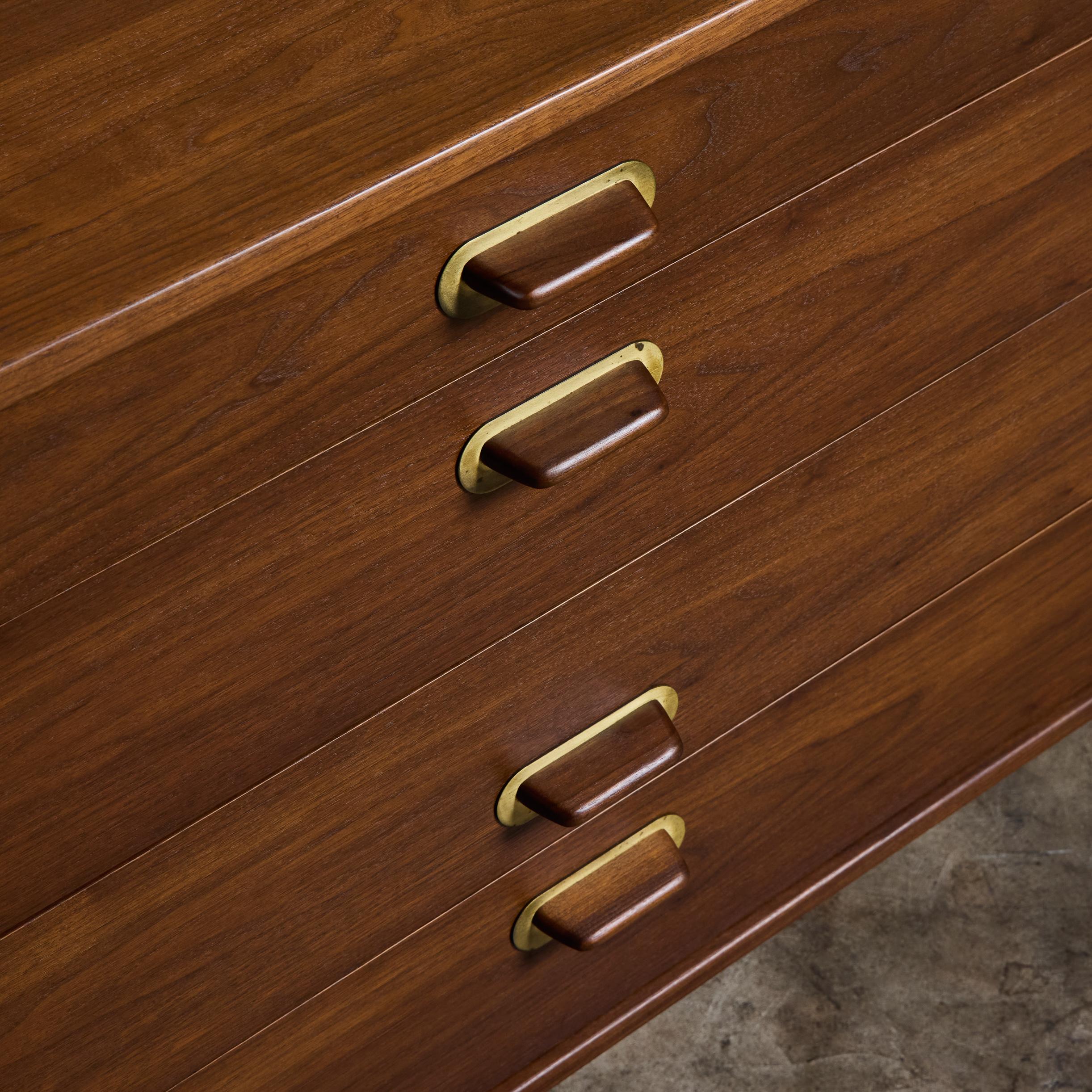 Walnut Credenza by Jens Risom For Sale 6