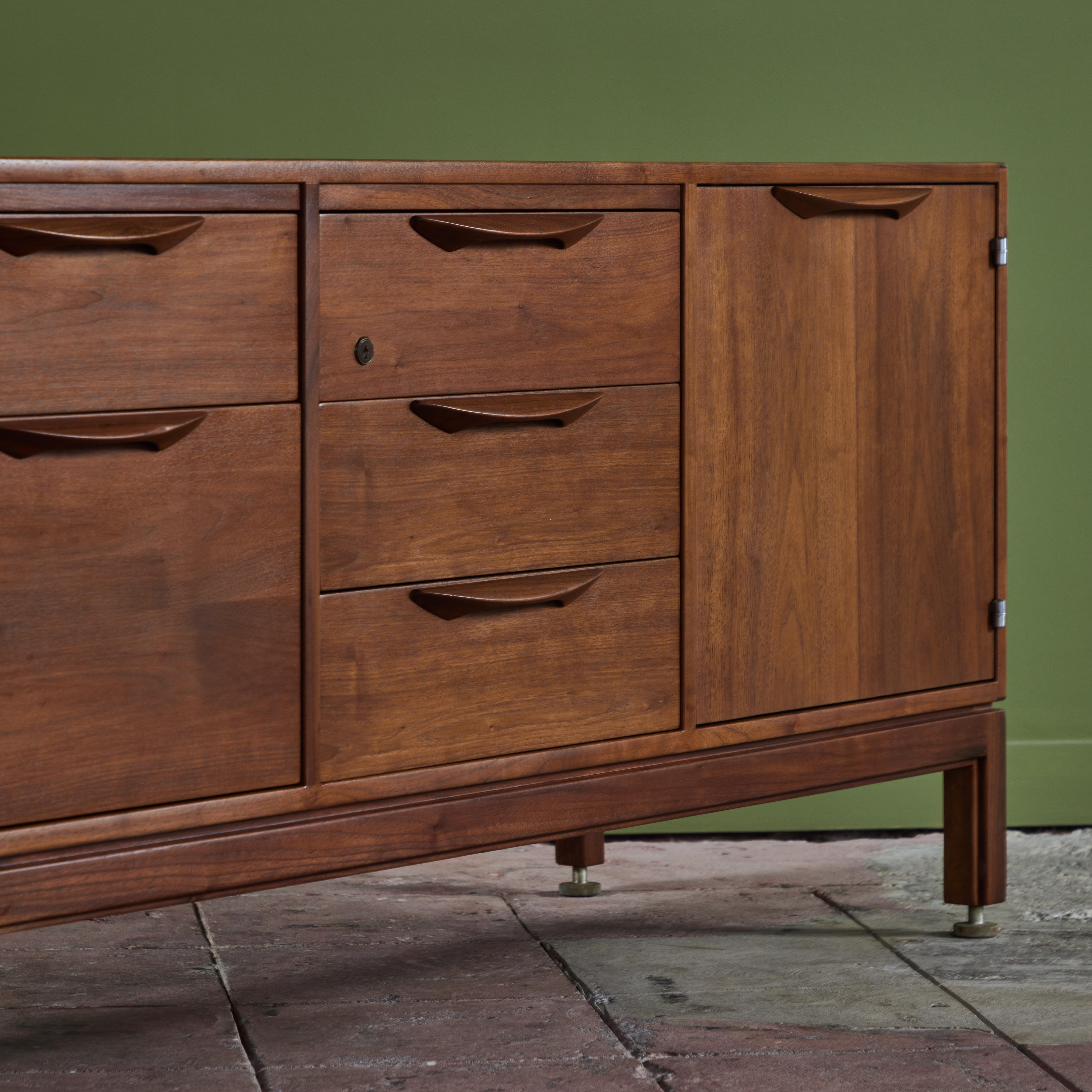Walnut Credenza by Jens Risom For Sale 7