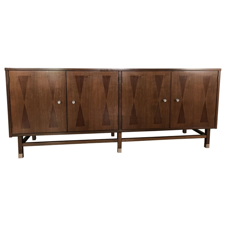 Walnut Credenza by Paul Browning for Stanley Furniture For Sale
