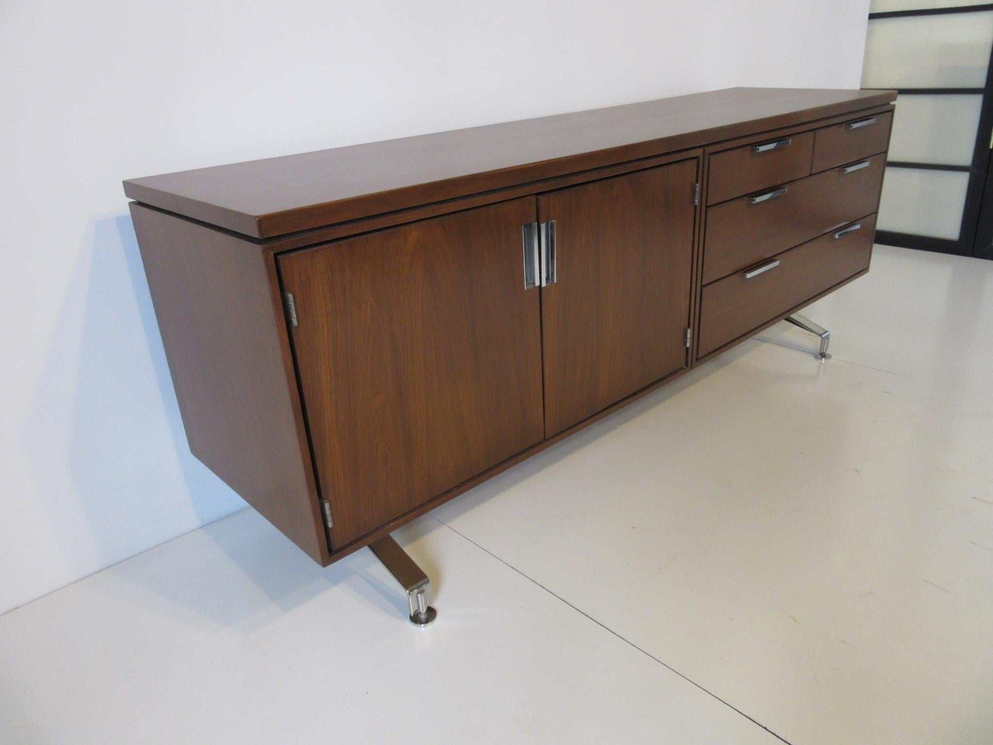 Mid-Century Modern Walnut Credenza Designed in the Manner of Borsani for the Imperial Desk Co.