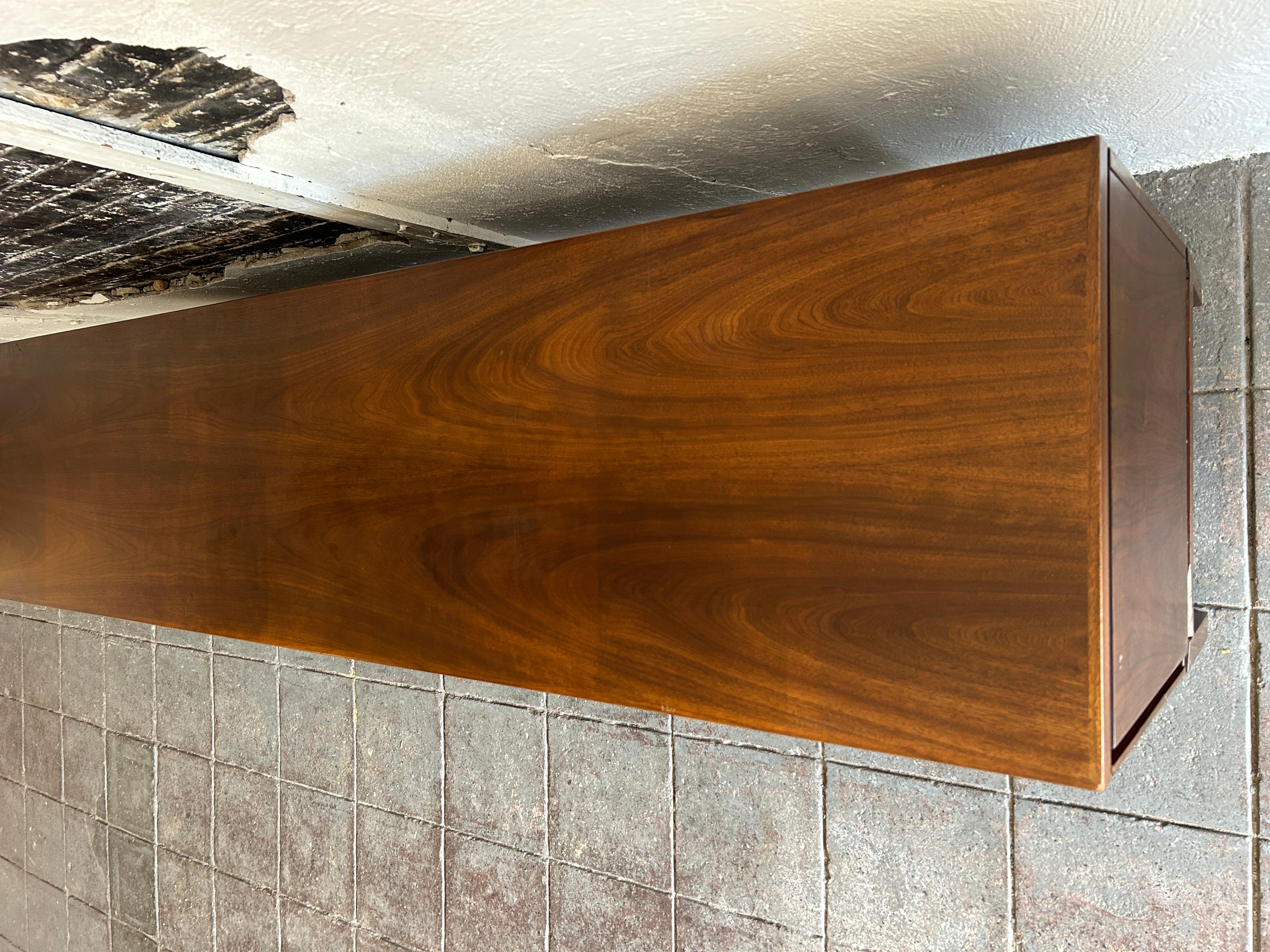 Beautiful walnut mid century office credenza fully locking carved handles 6
