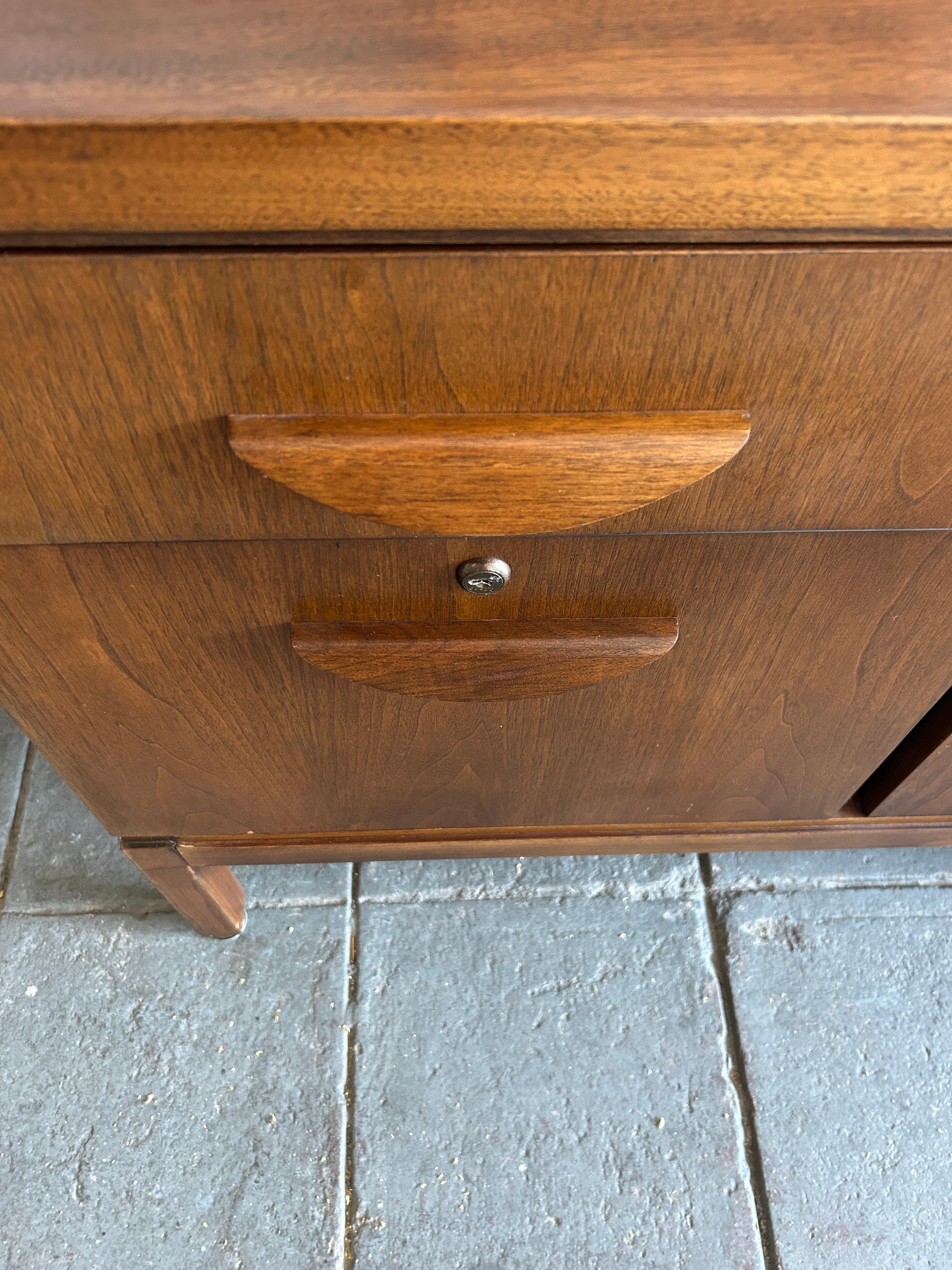 American Beautiful walnut mid century office credenza fully locking carved handles