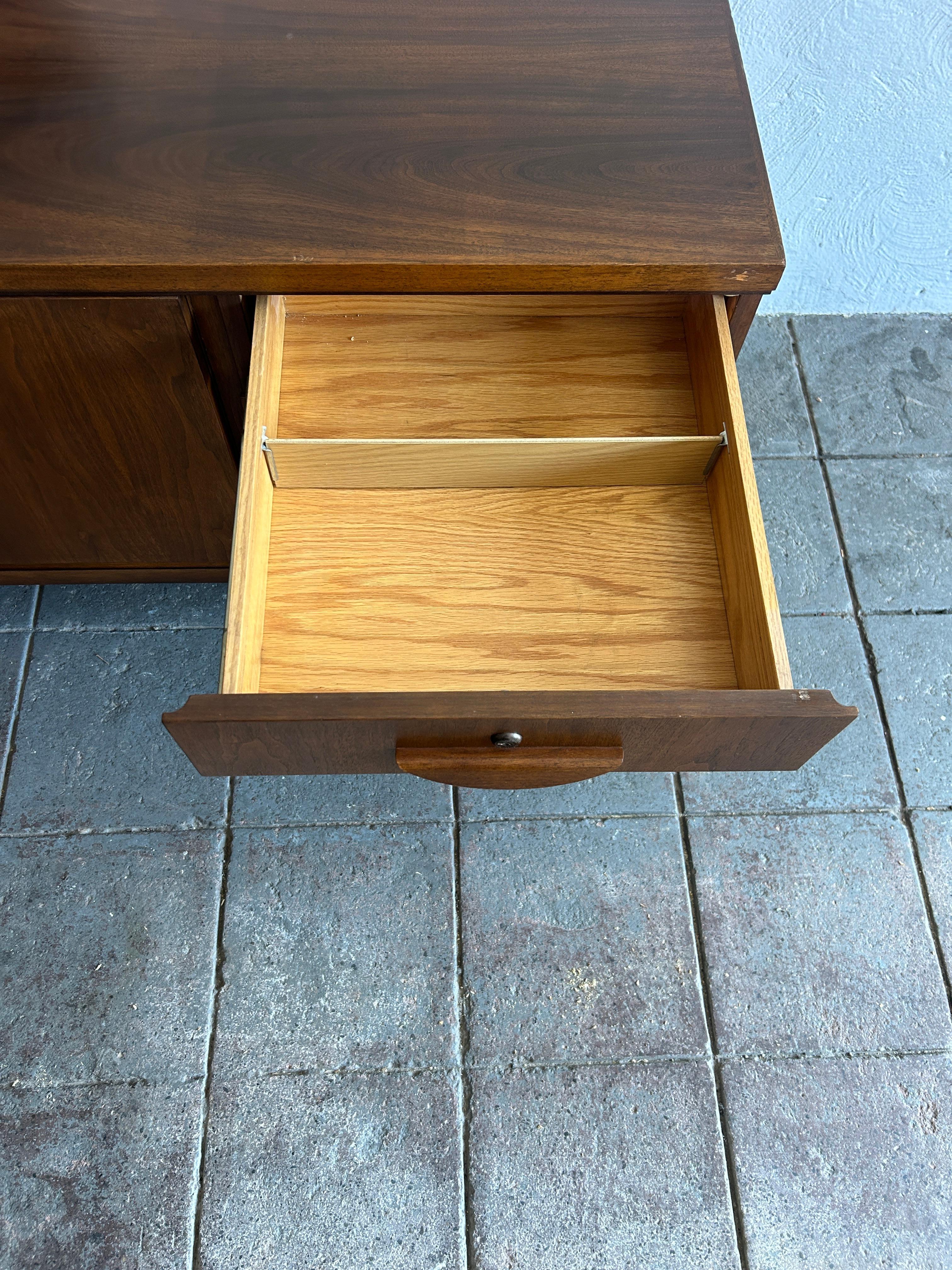 Mid-20th Century Beautiful walnut mid century office credenza fully locking carved handles