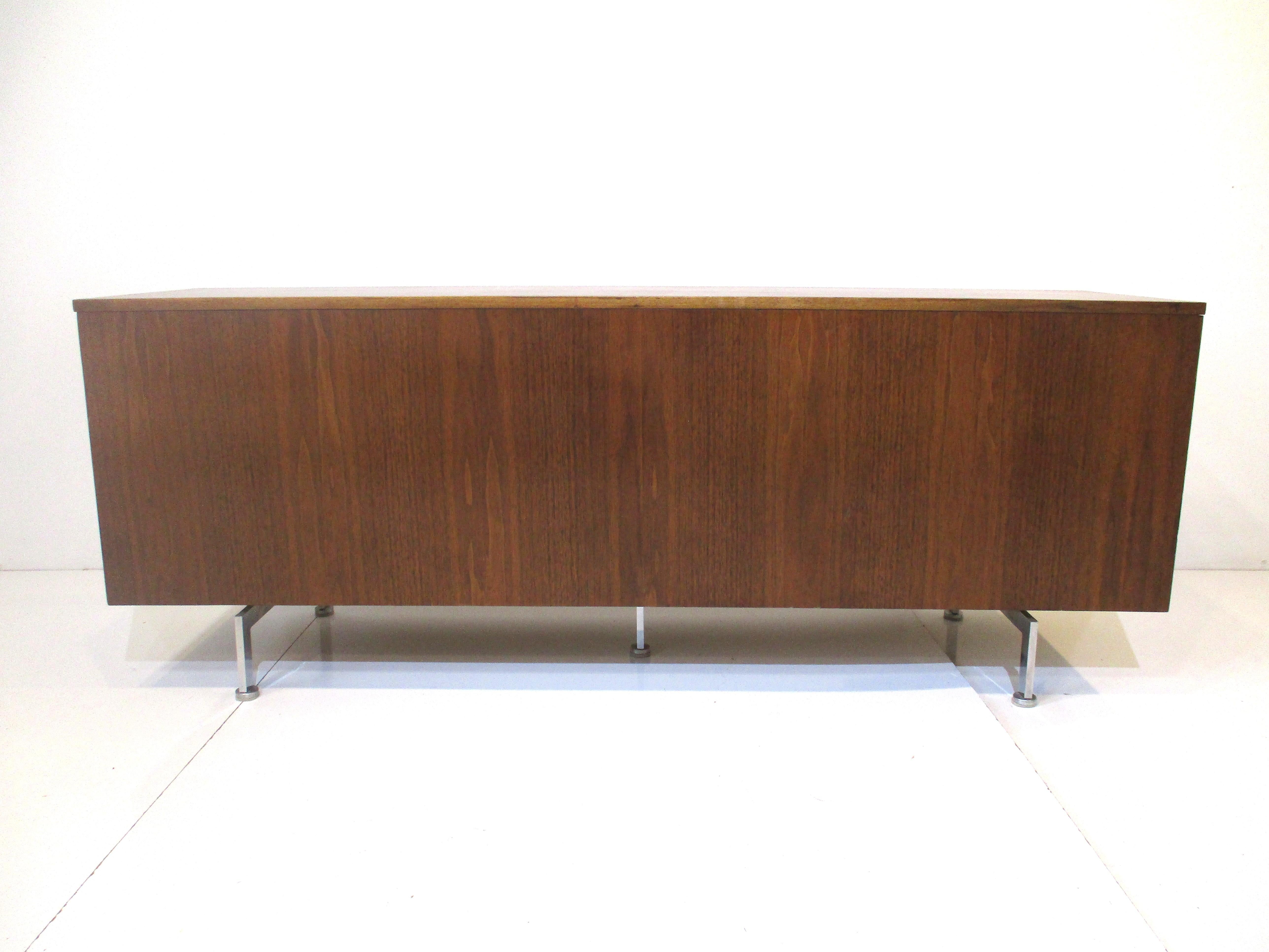 Walnut Credenza in the style of Knoll by Robert John 7
