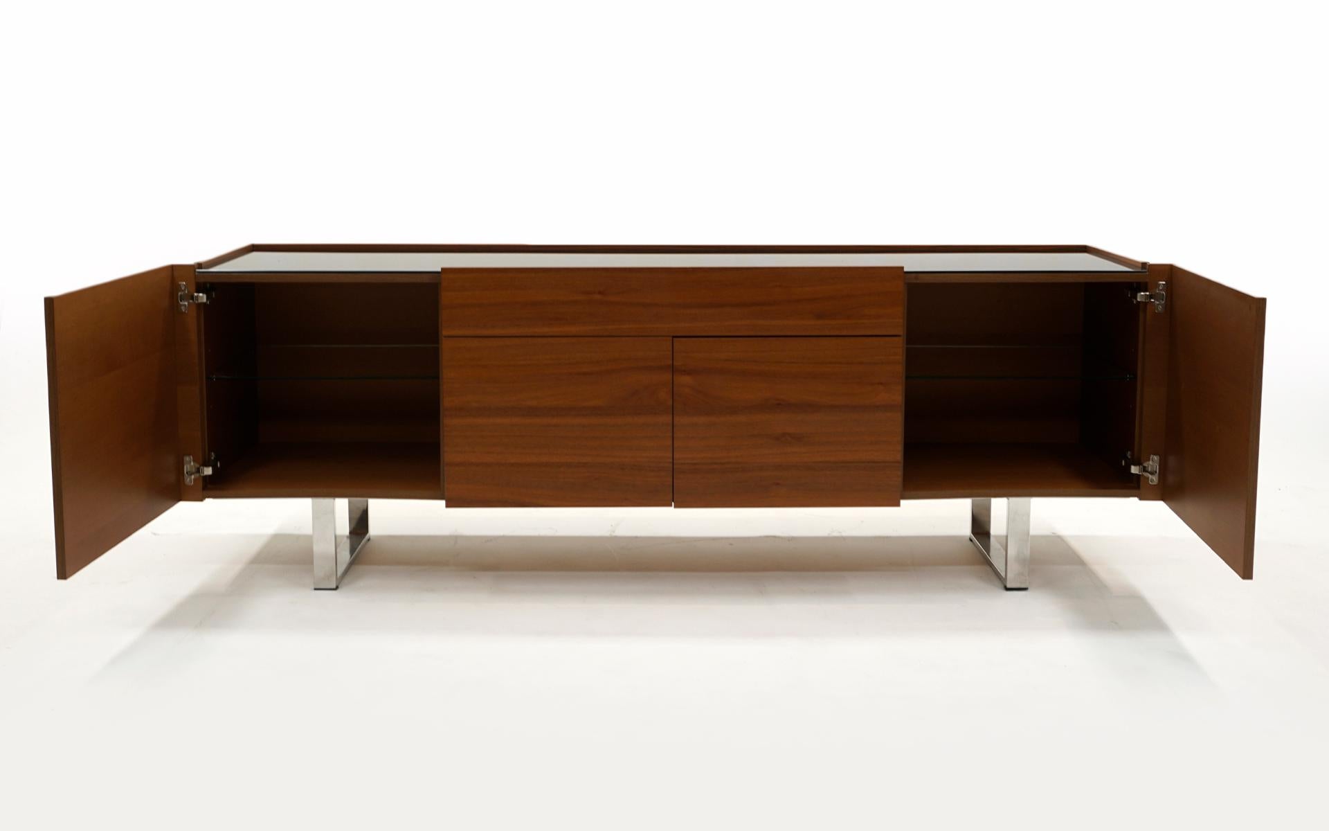Walnut Credenza w/ Black Glass Top, Chrome Sled Base by Calligaris, Italy, 2010 In Good Condition For Sale In Kansas City, MO