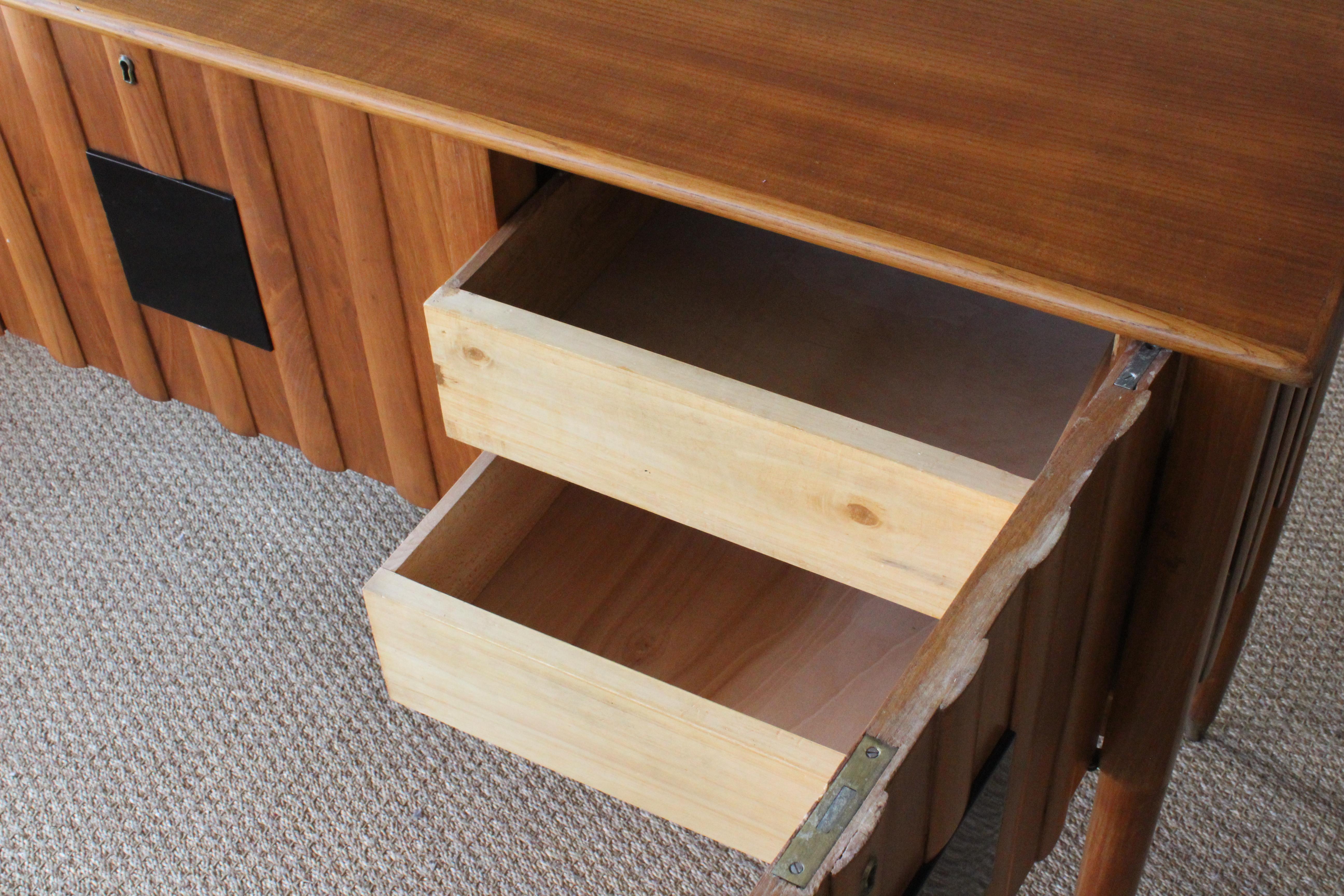 Walnut Credenza with Locking Doors, Italy, 1950s 3