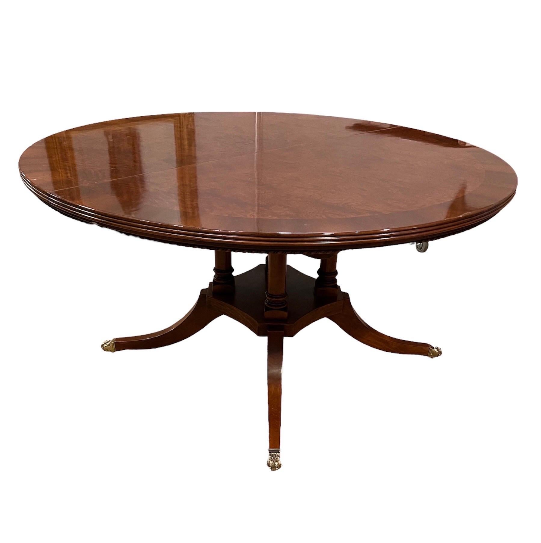 Walnut Cross-Banded Extension Dining Table with 1 Leaf For Sale 5