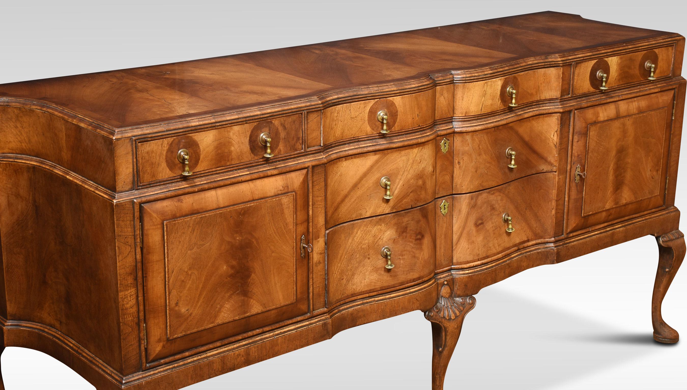 Walnut Crossbanded Queen Ann Sideboard In Good Condition For Sale In Cheshire, GB