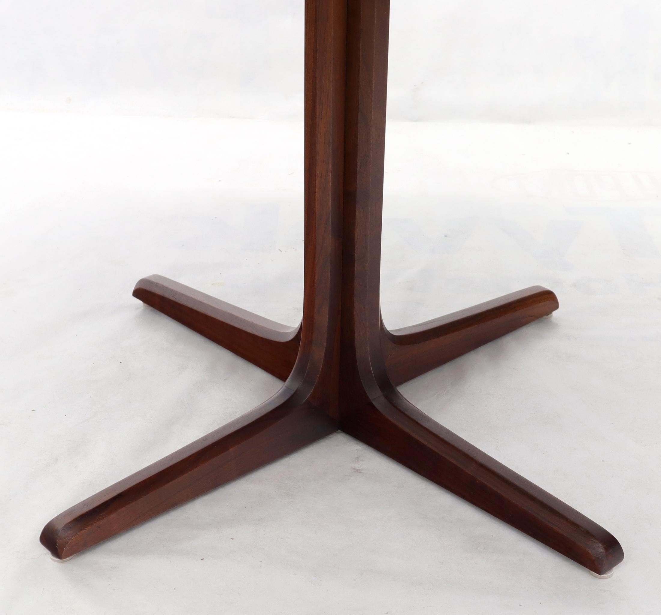 20th Century Walnut Danish Mid-Century Modern Round Dining Table, 3 Extension Leaves Boards