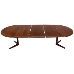 Walnut Danish Mid-Century Modern Round Dining Table, 3 Extension Leaves Boards