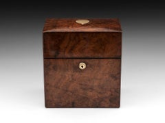 Walnut Decanter Box Lead Crystal Decanters by Wedgewood & Son, 19th Century