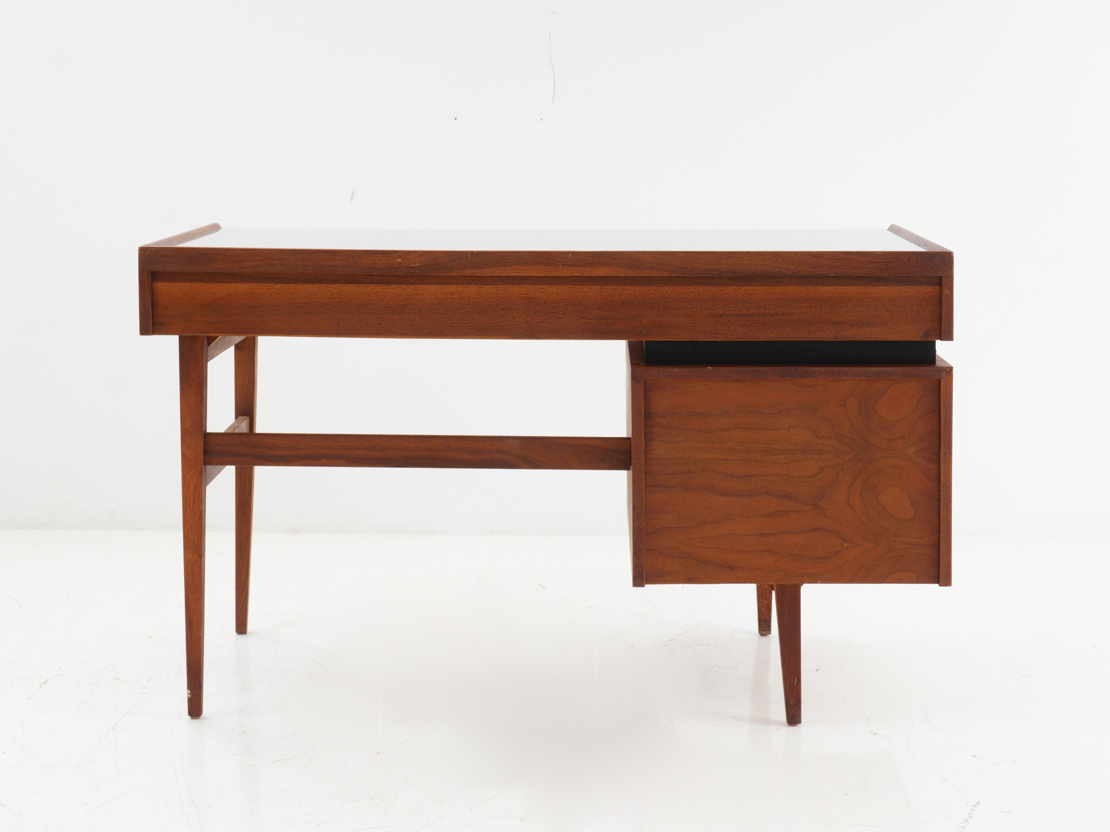 Walnut Desk by Dillingham Furniture, 1960s 3