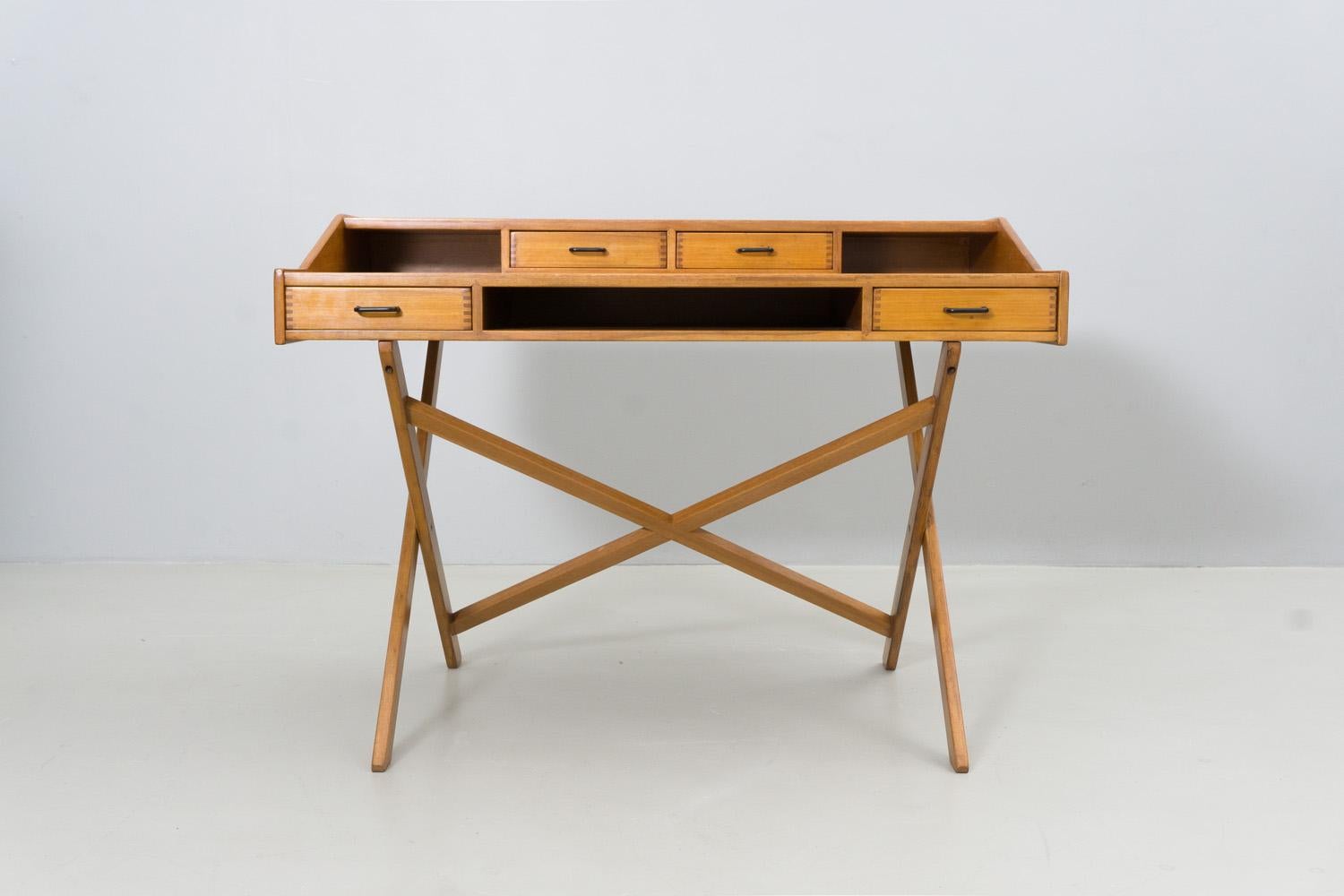 Modern Walnut Desk by Gianfranco Frattini, 1956