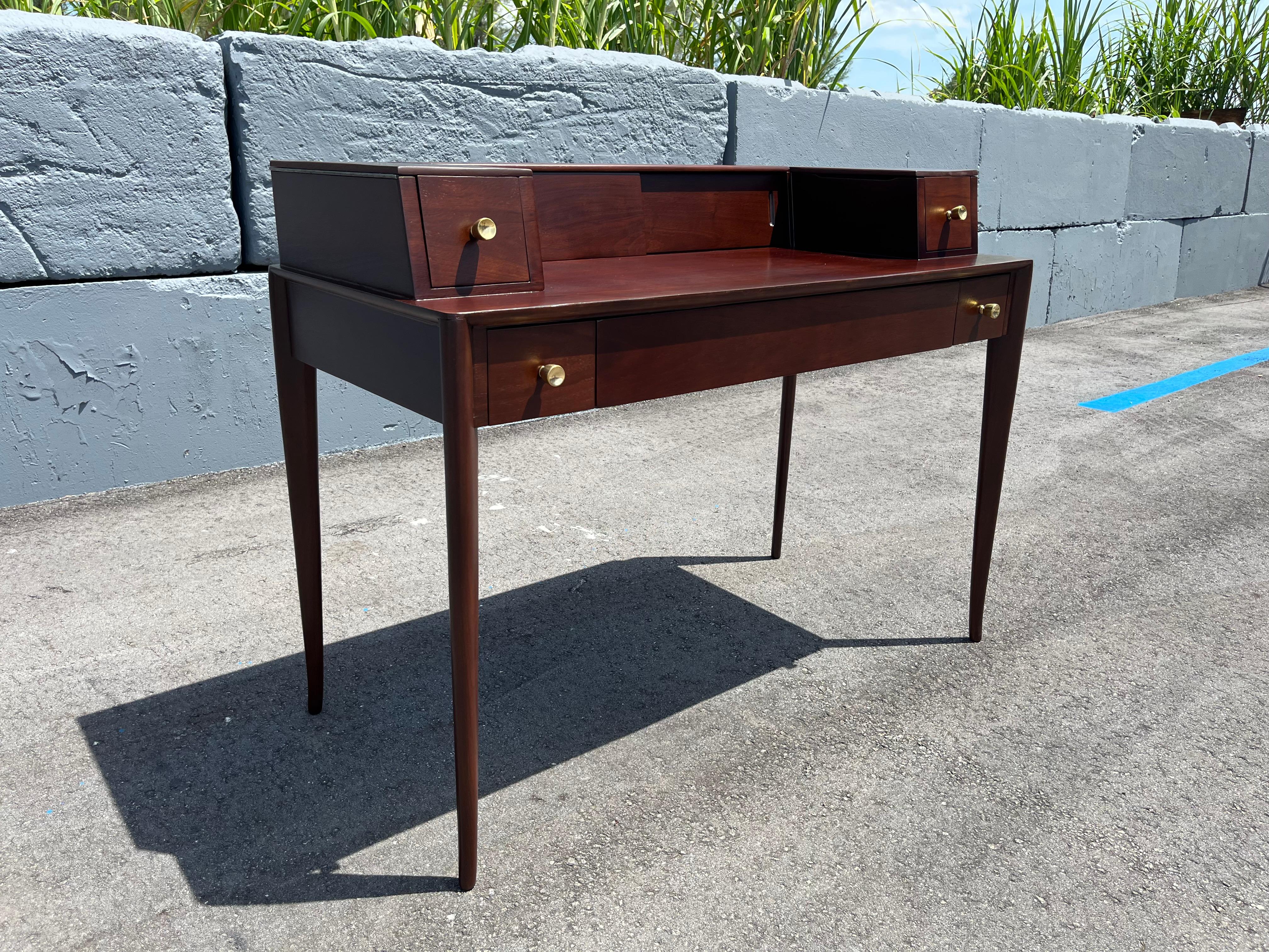American Walnut Desk by T.H.Robsjohn-Gibbings for Widdicomb For Sale