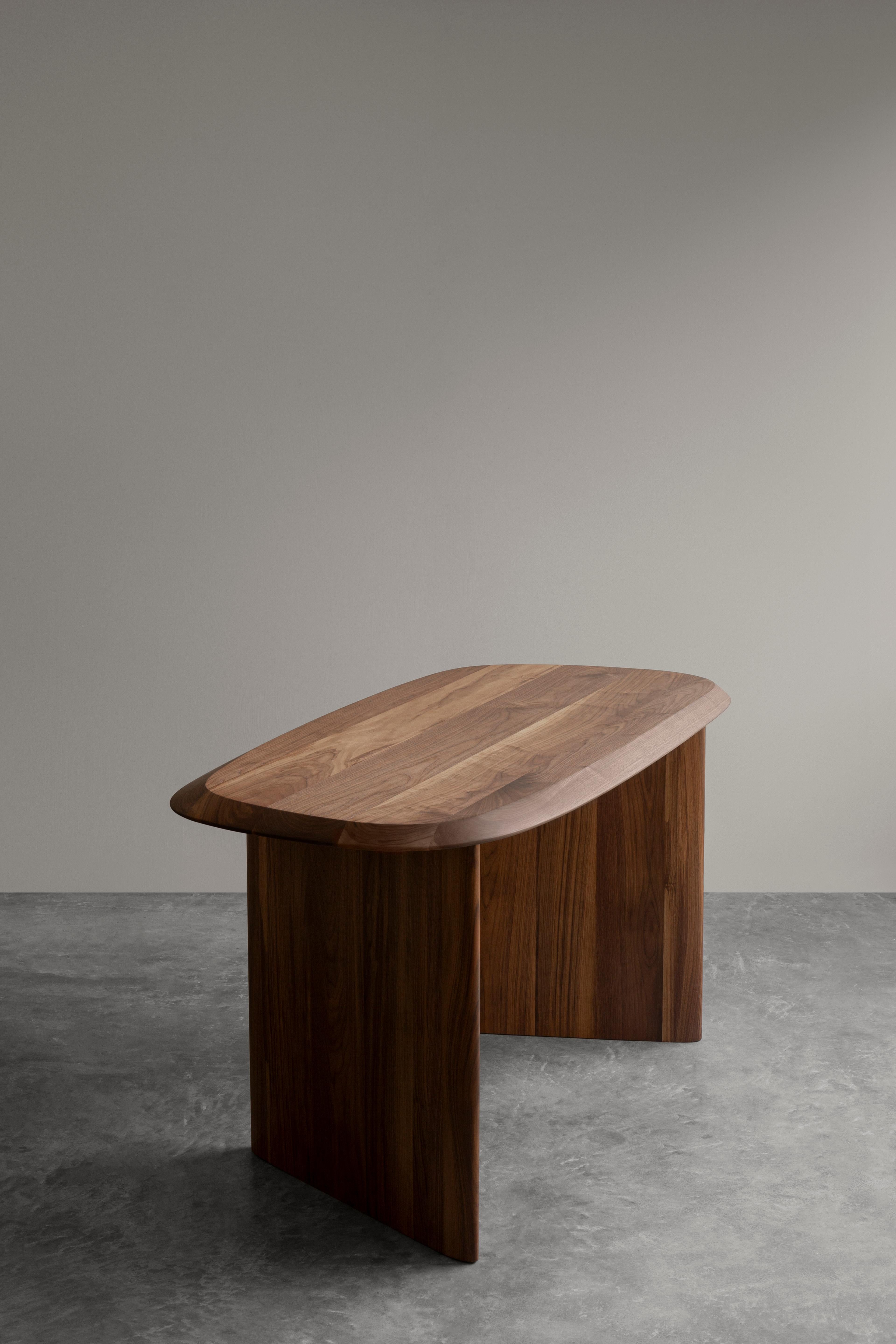 Modern Duna Desk in Solid Walnut Wood, Home Office Writing Desk by Joel Escalona For Sale