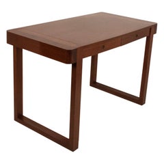 Table de bureau en noyer, par Jordi Vilanova, Espagne, années 1970