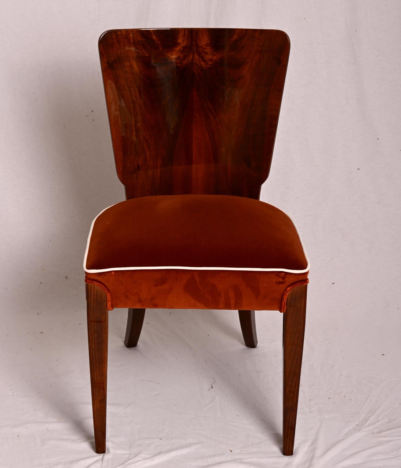 Sillas de comedor de nogal de Jindrich Halabala en venta 5
