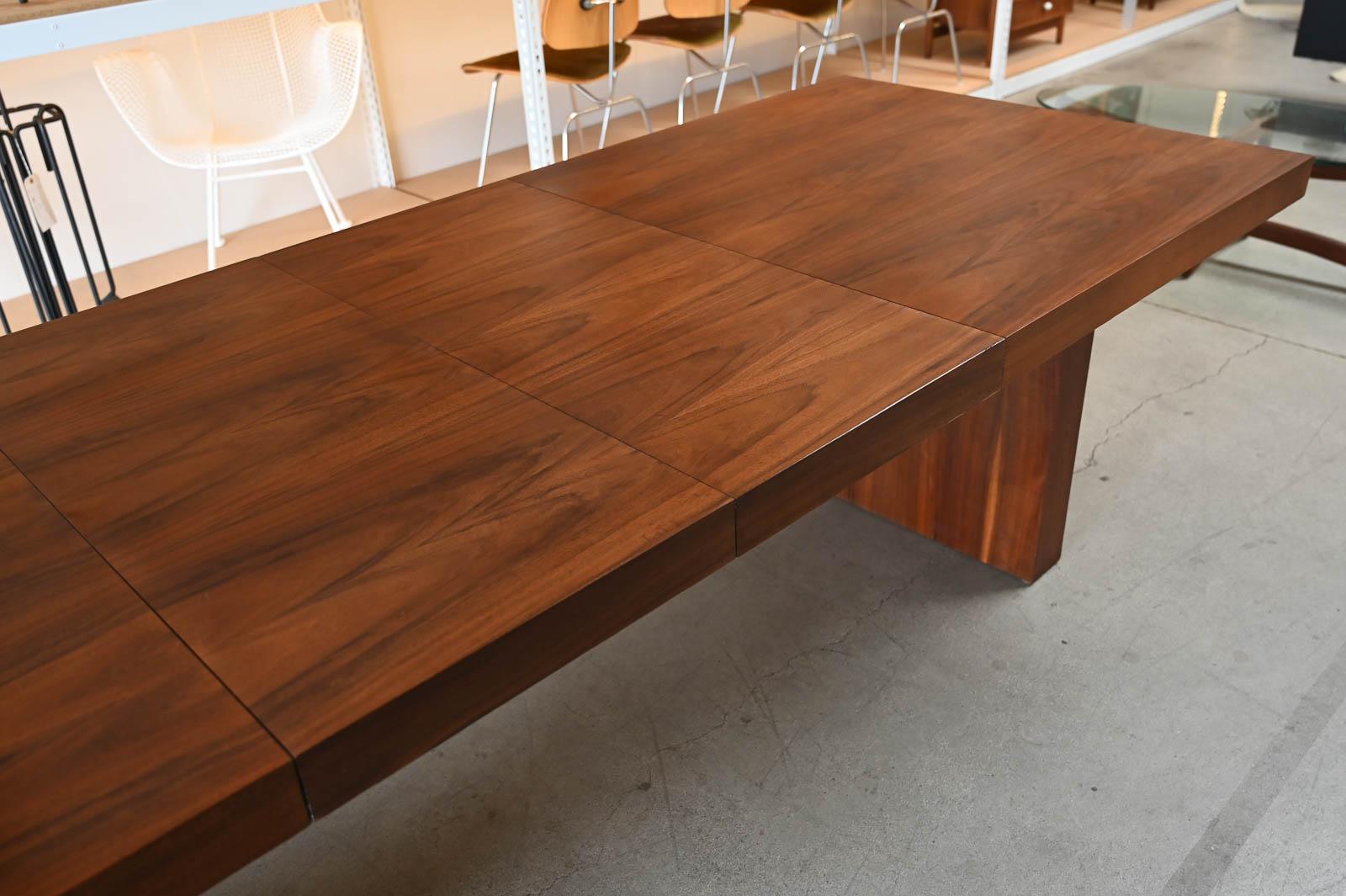 Walnut Dining Table by Merton Gershun for Dillingham Esprit Collection, ca. 1970 7