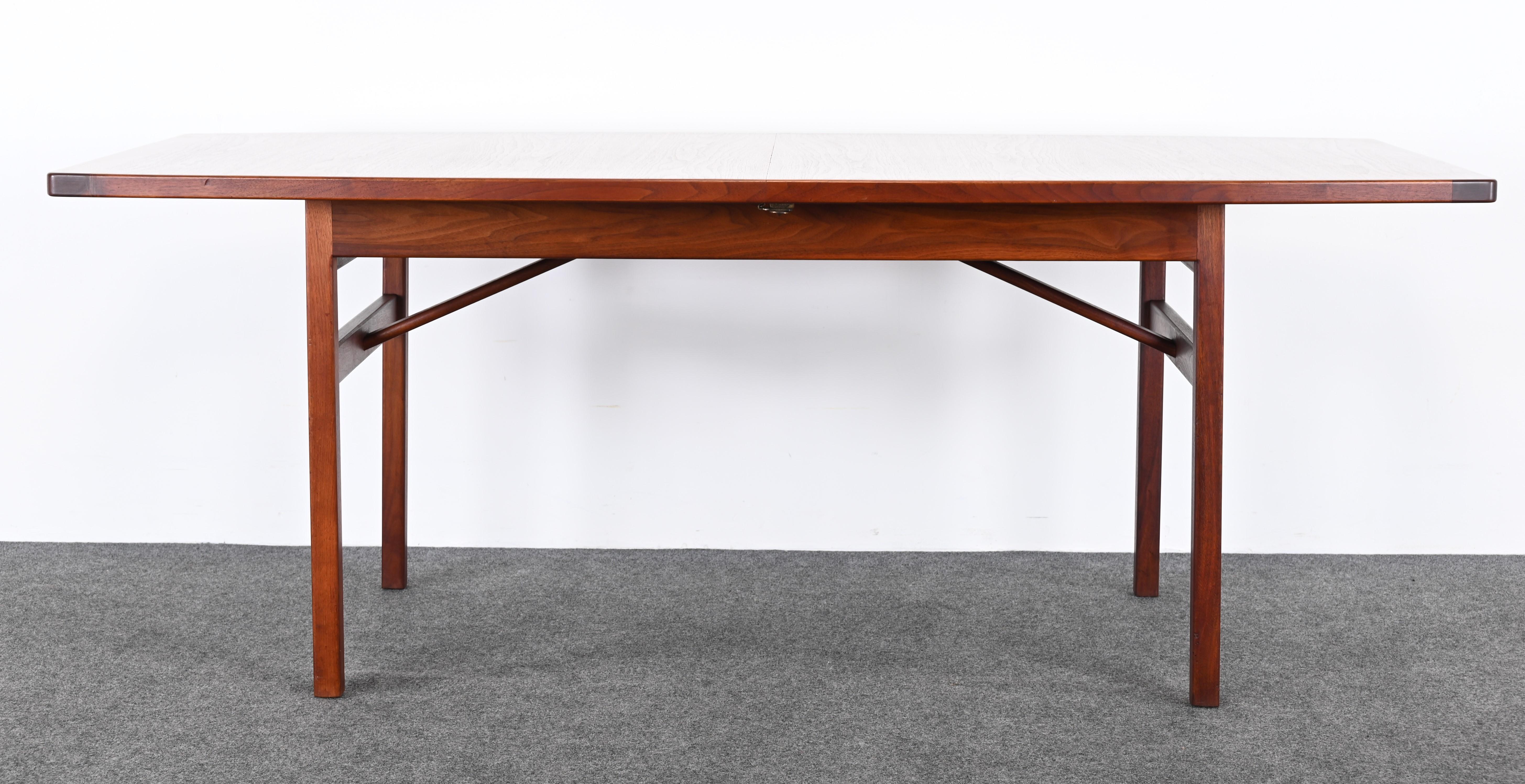 Walnut Dining Table Designed by Jens Risom, 1950s 11