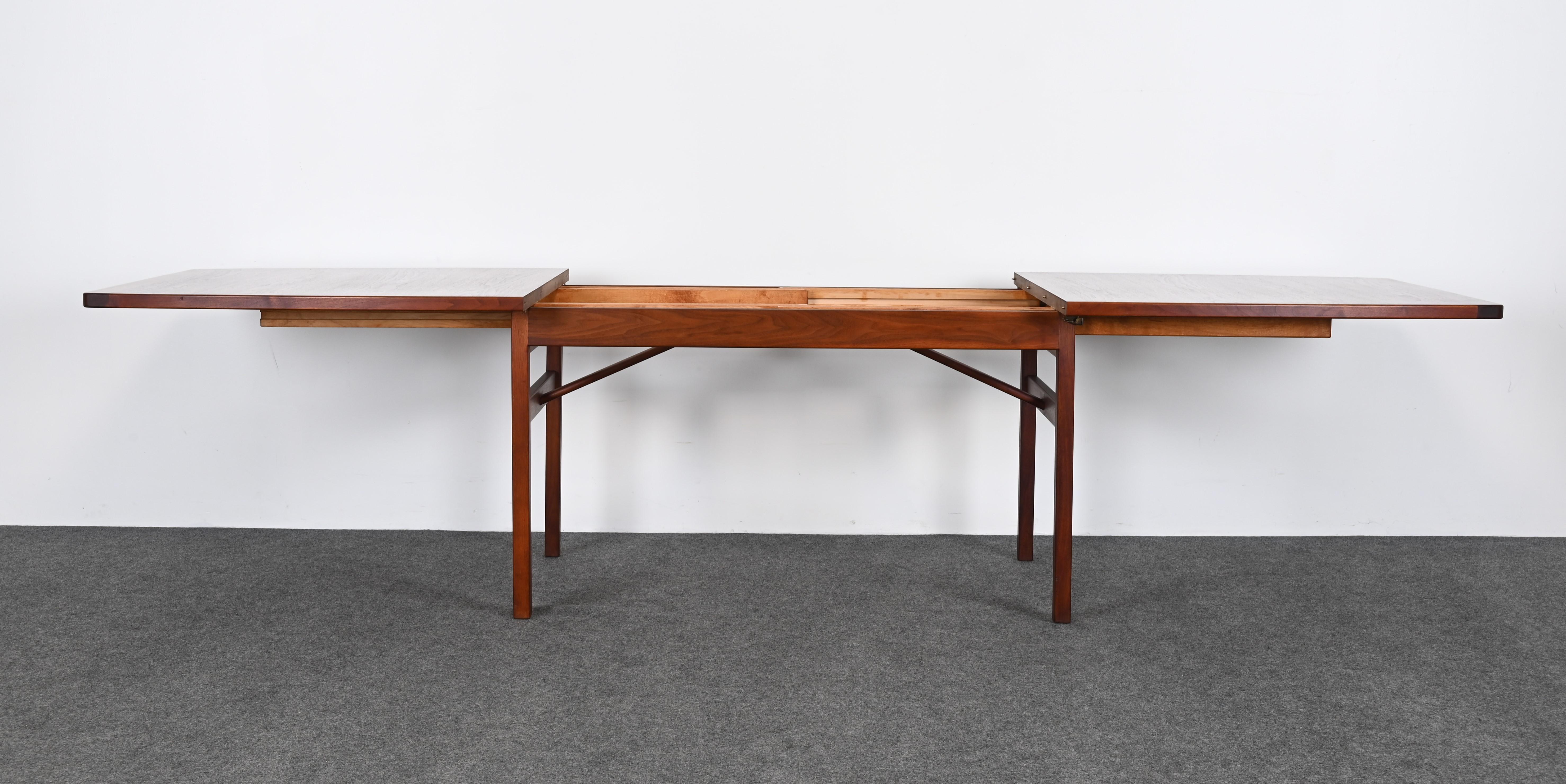 Mid-20th Century Walnut Dining Table Designed by Jens Risom, 1950s