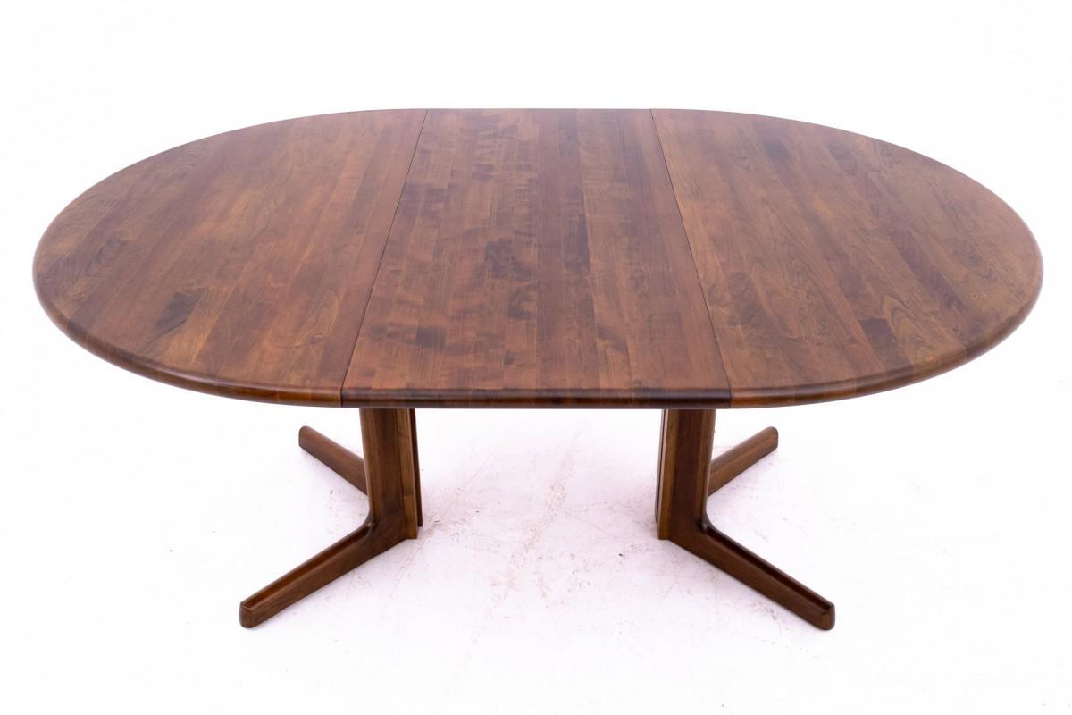 Walnut dining table from Schou Andersen, Denmark, 1960s. Restored.  For Sale 1