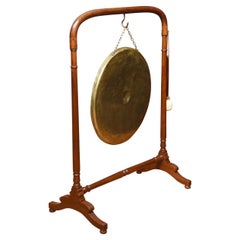 walnut dinner gong