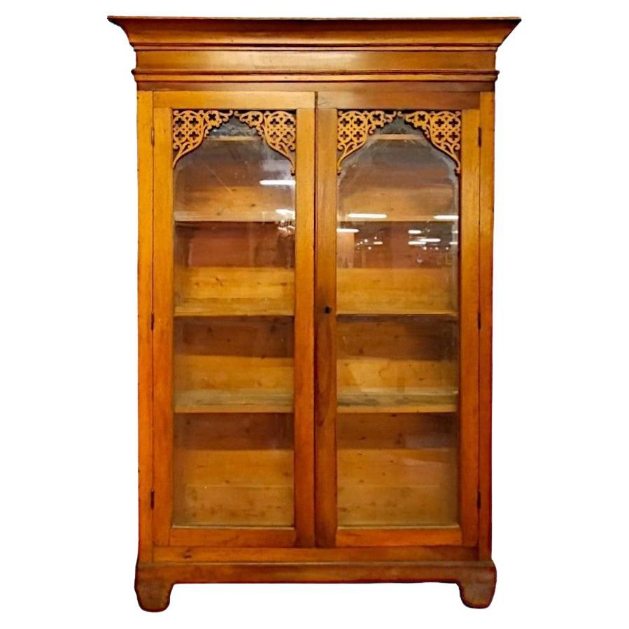 Walnut display cabinet bookcase from the early 1800s, Charles X period.