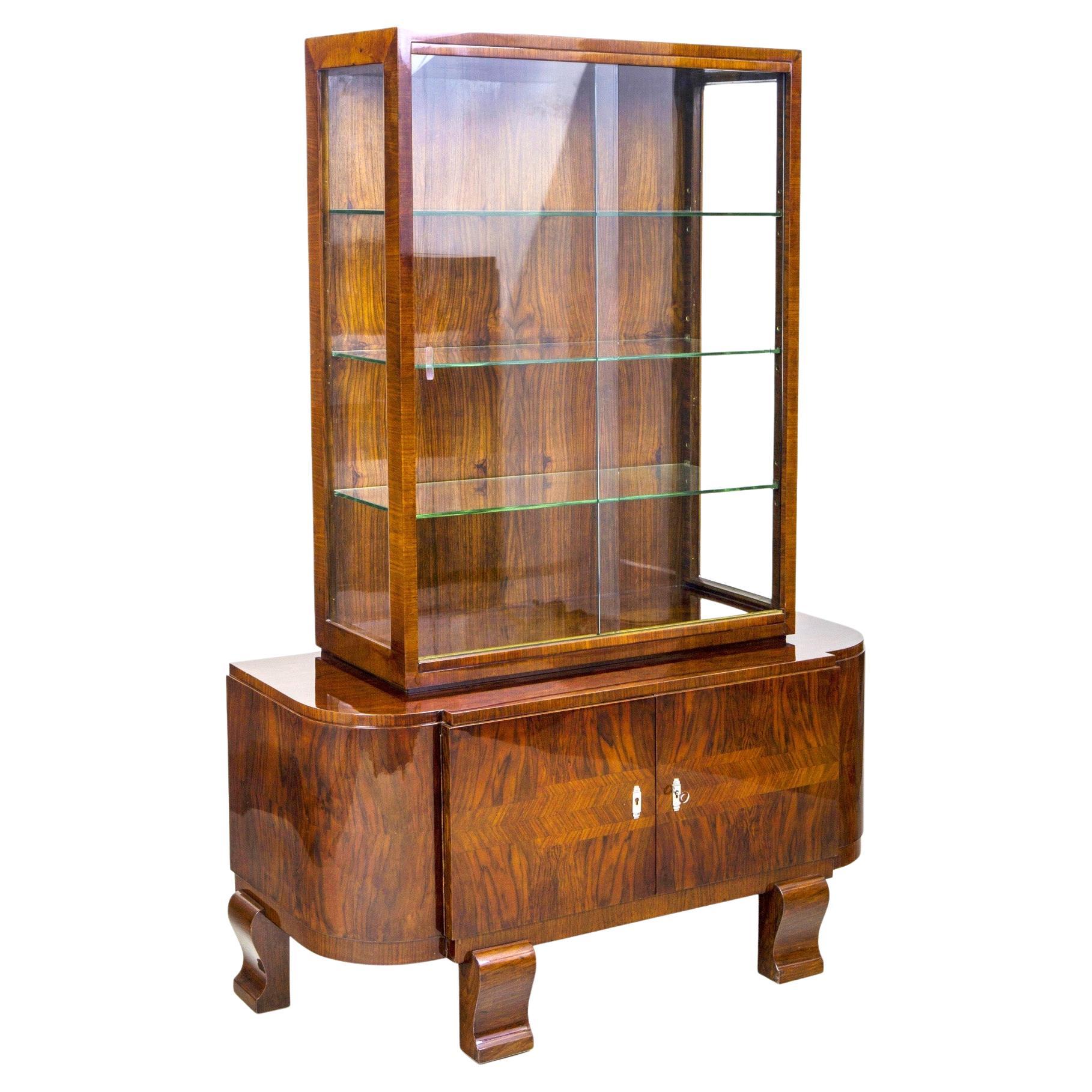 Walnut Display Cabinet Made in France, 1920s, Art Deco Style, Restored For Sale