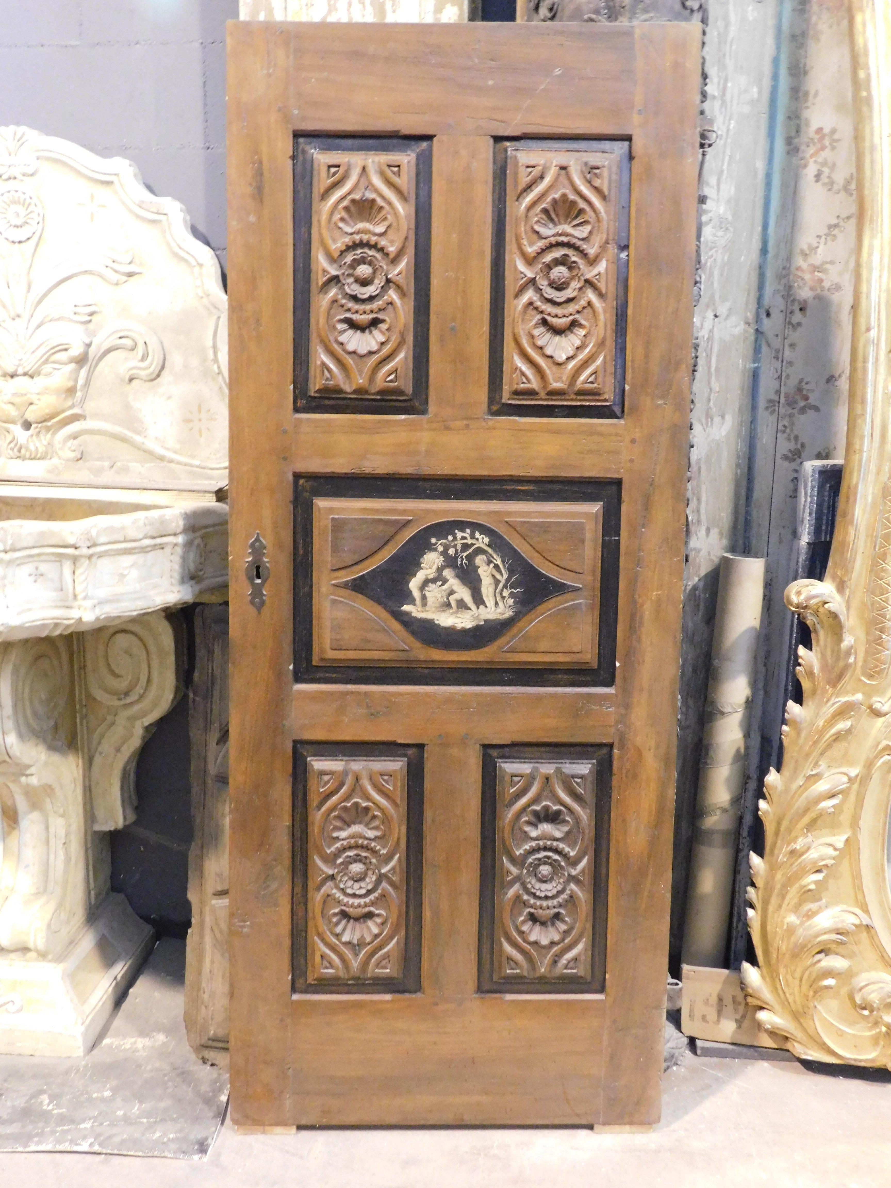 Puerta de nogal, para interiores, lacada y tallada, Italia Italiano en venta