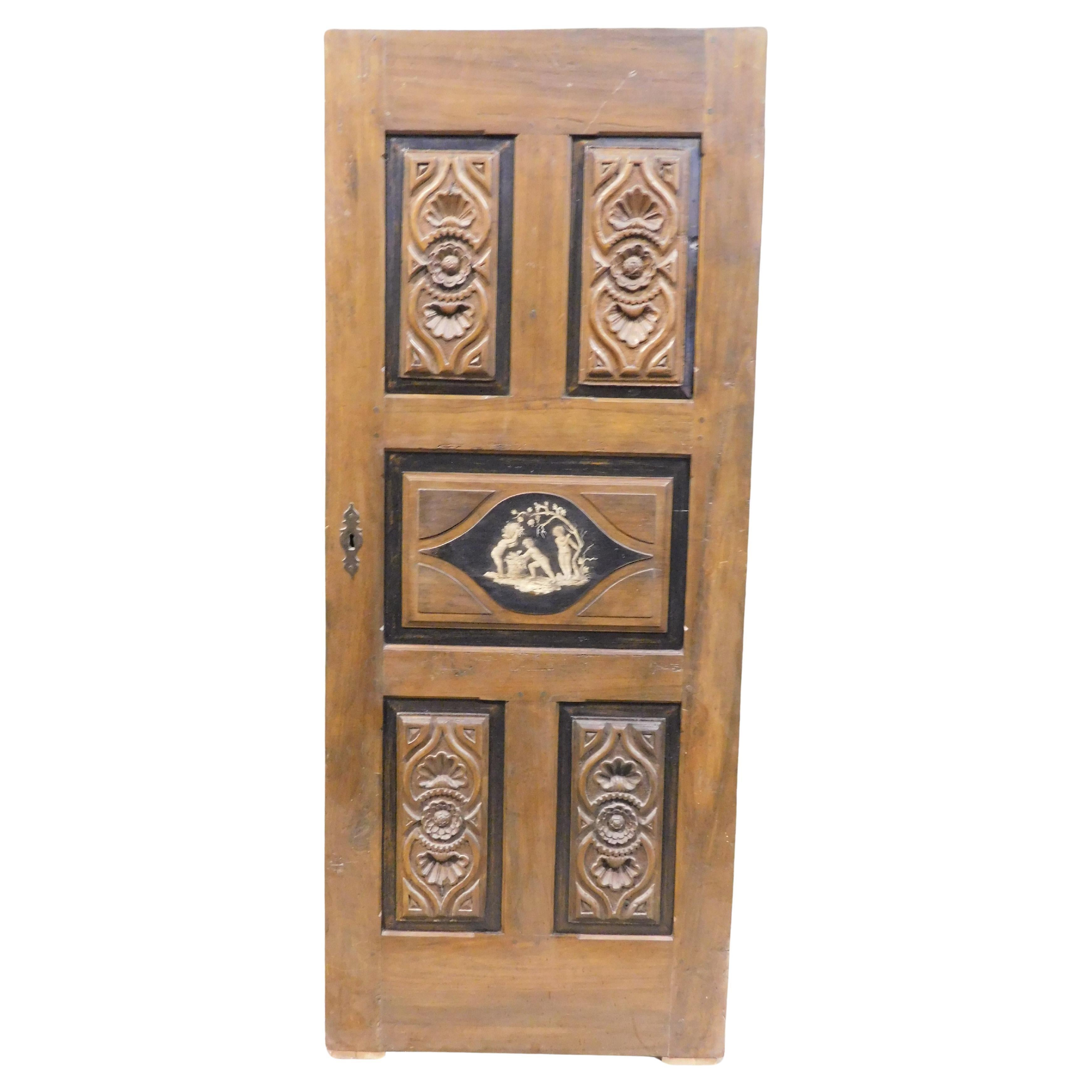 Puerta de nogal, para interiores, lacada y tallada, Italia en venta