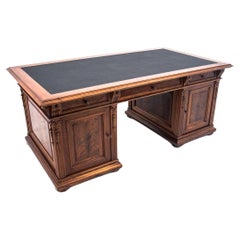 Walnut, double-sided desk, late 19th century. After renovation.