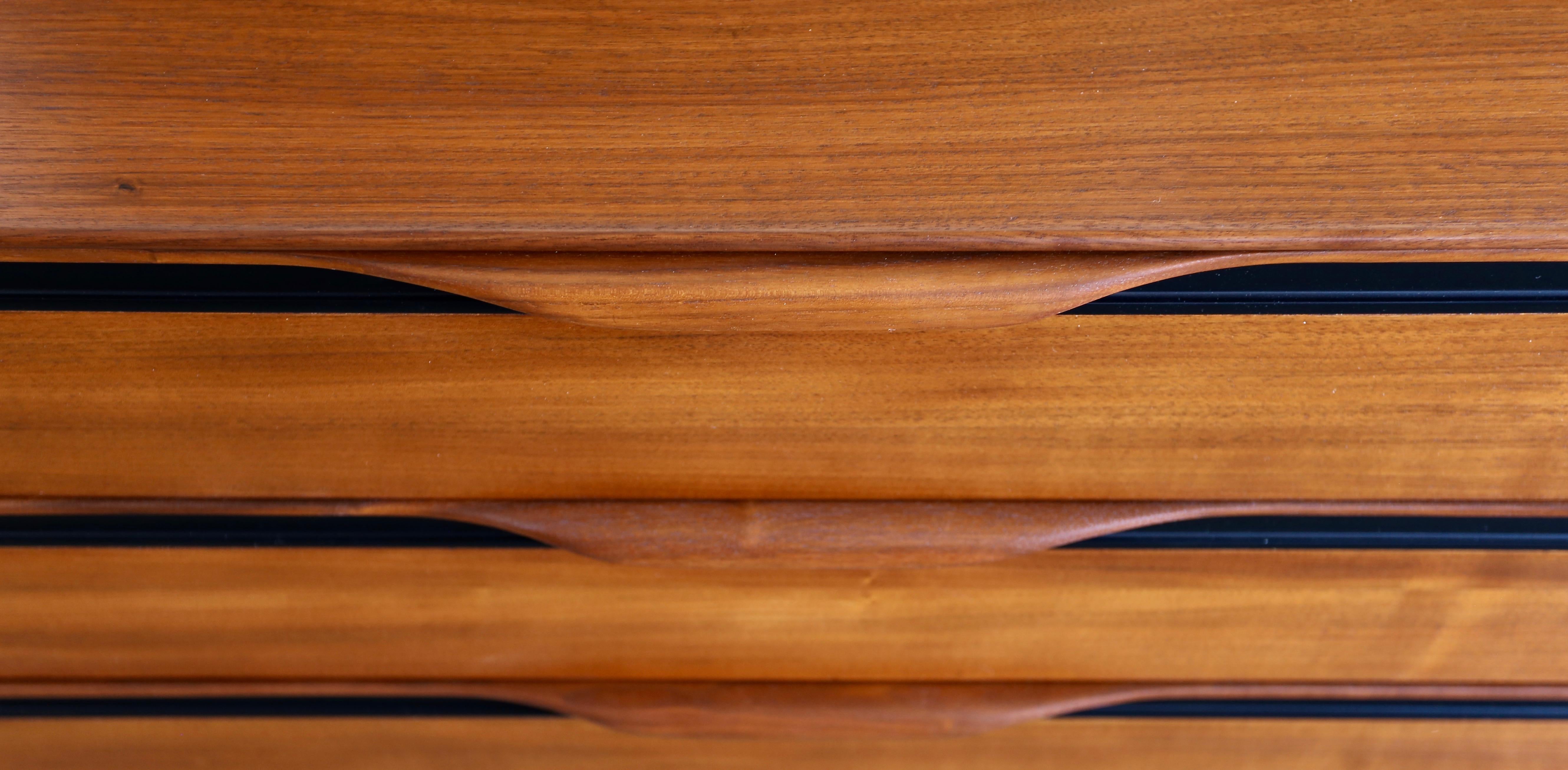 Mid-Century Modern Walnut Dresser by John Kapel for Glenn of California