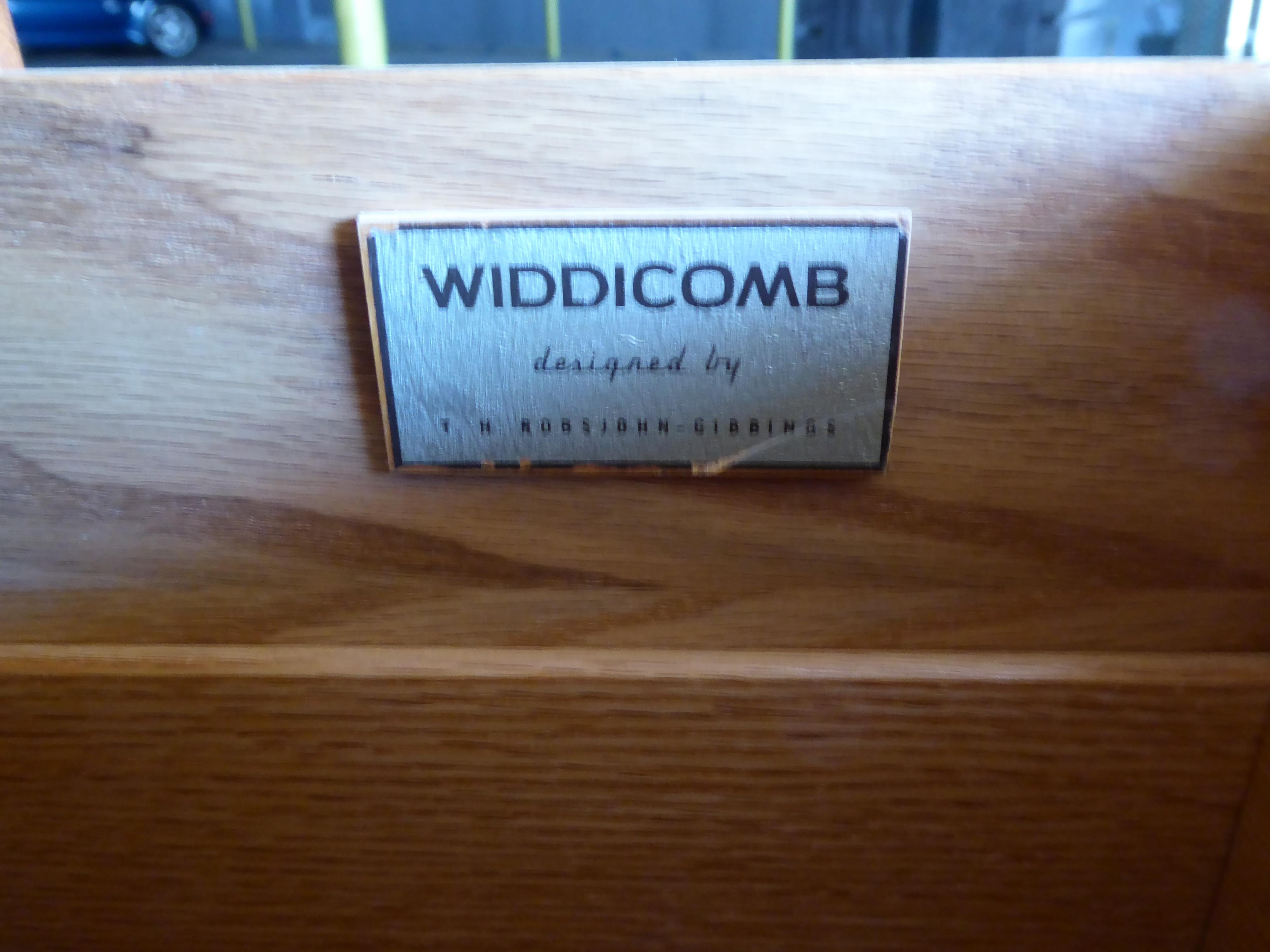 Walnut Dresser by T. H. Robsjohn-Gibbings for Widdicomb Furniture 8