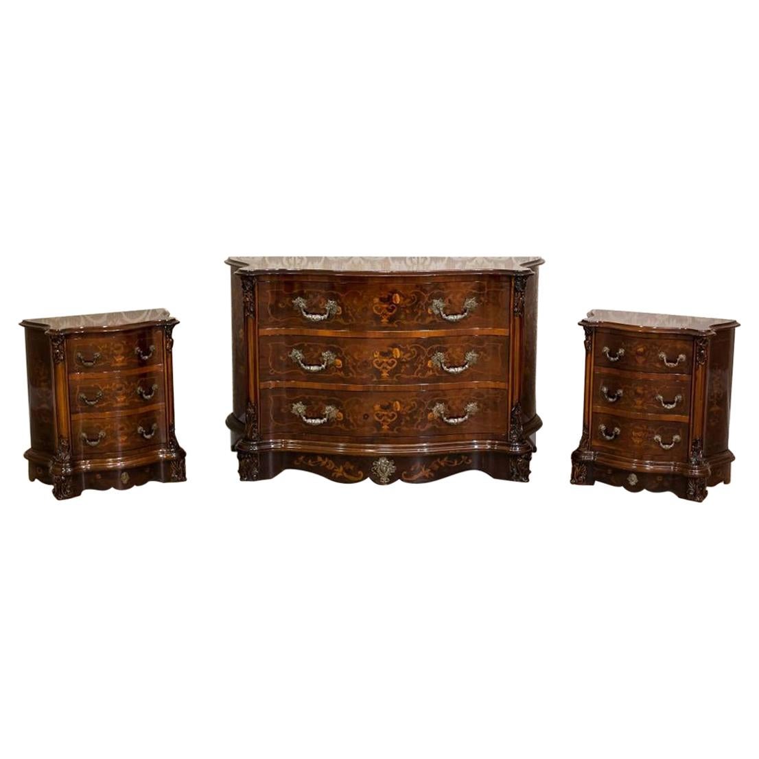 Stylish Walnut Dresser From the 2nd Half of the 20th Century For Sale