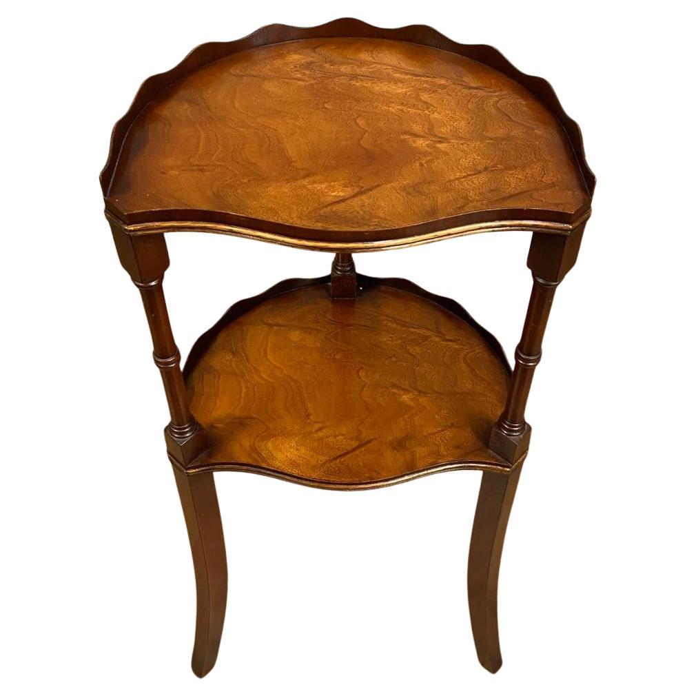 Walnut Edwardian Side Table Tea Scalloped Frieze 1900 For Sale