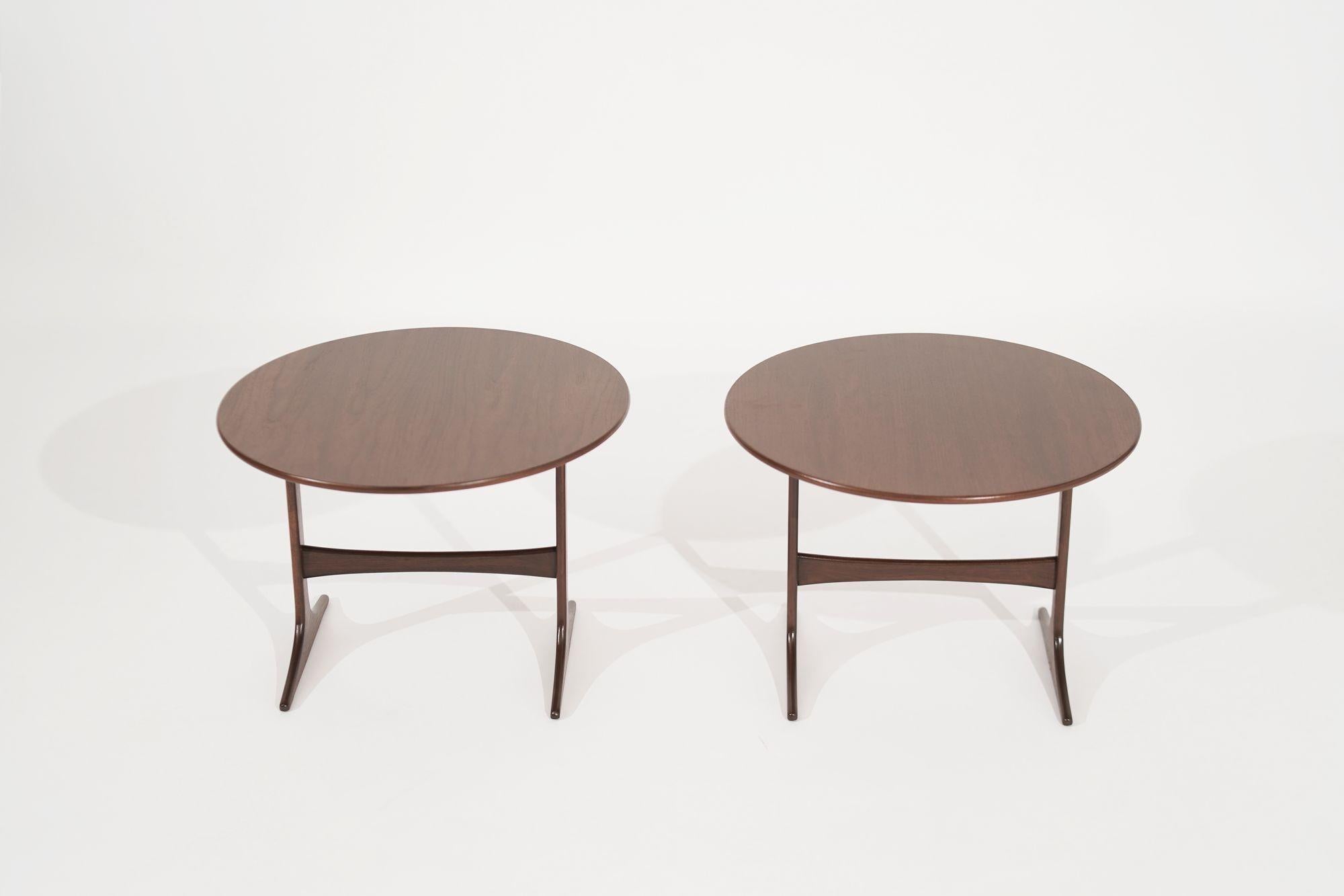 American Walnut End Tables by Sven Engstrom & Gunnar Myrstrand, Sweden, circa 1960s For Sale
