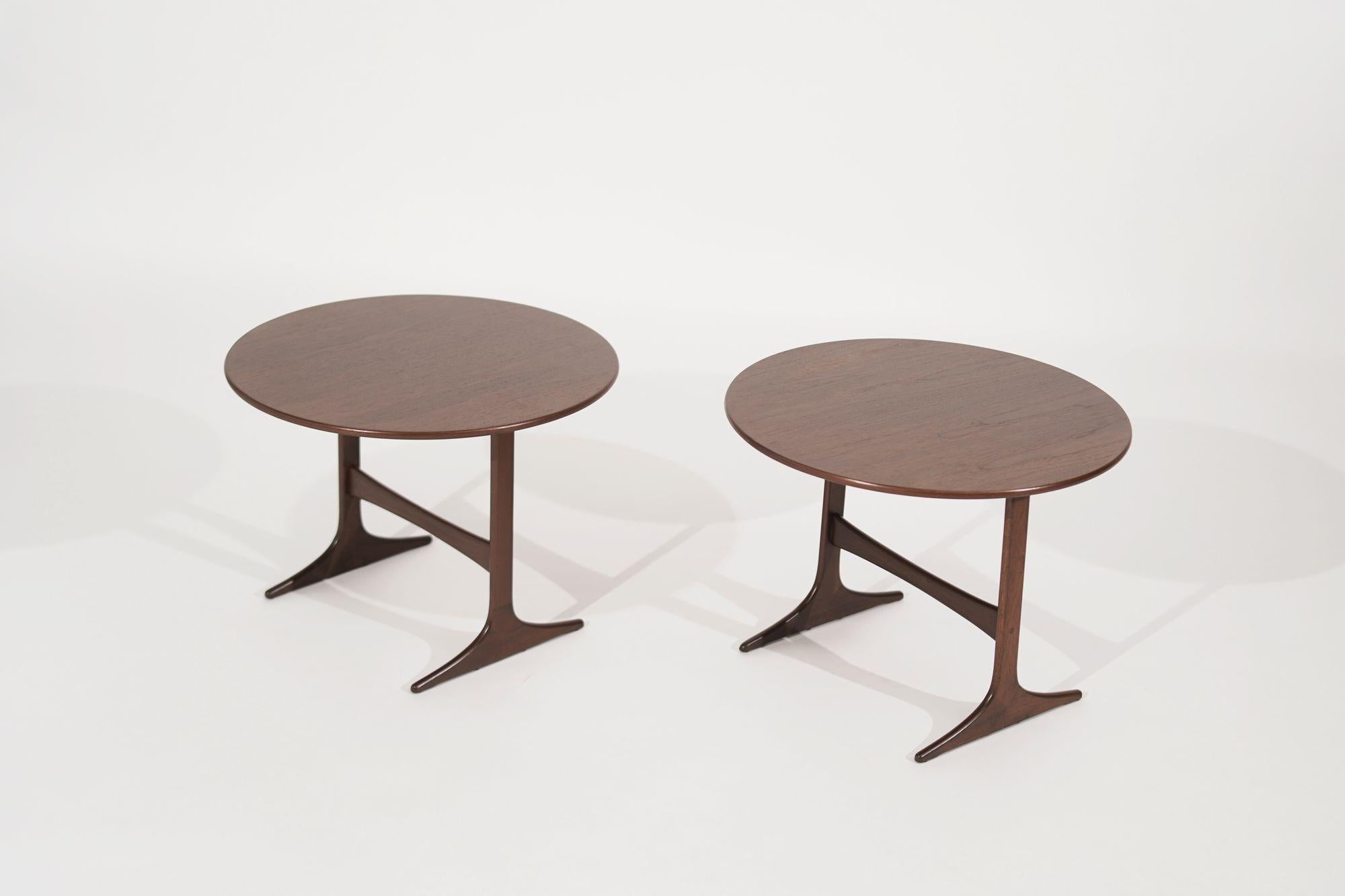20th Century Walnut End Tables by Sven Engstrom & Gunnar Myrstrand, Sweden, circa 1960s For Sale