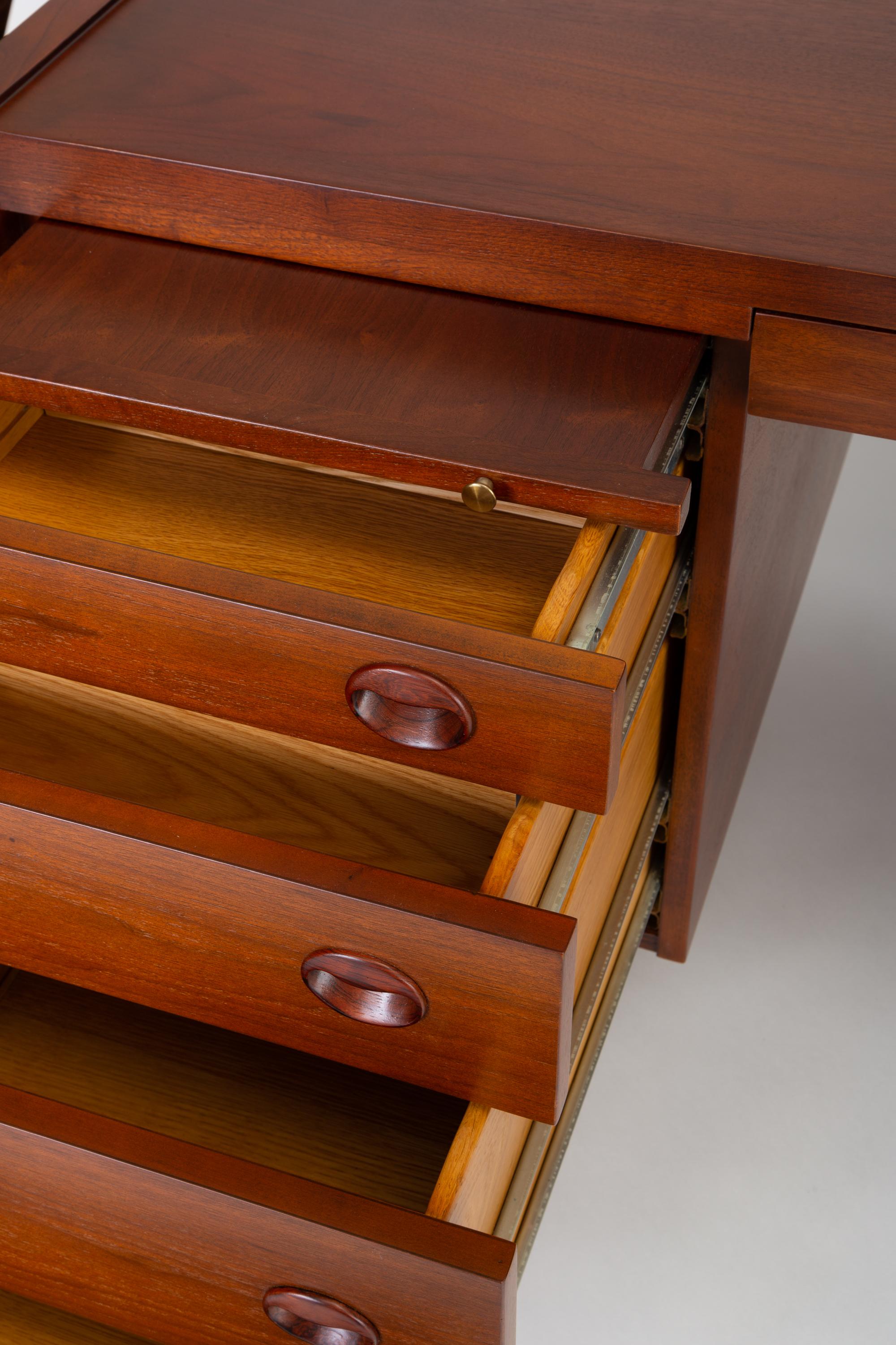 Walnut Executive Desk with Rosewood and Brass Details, Edward Wormley for Dunbar 5