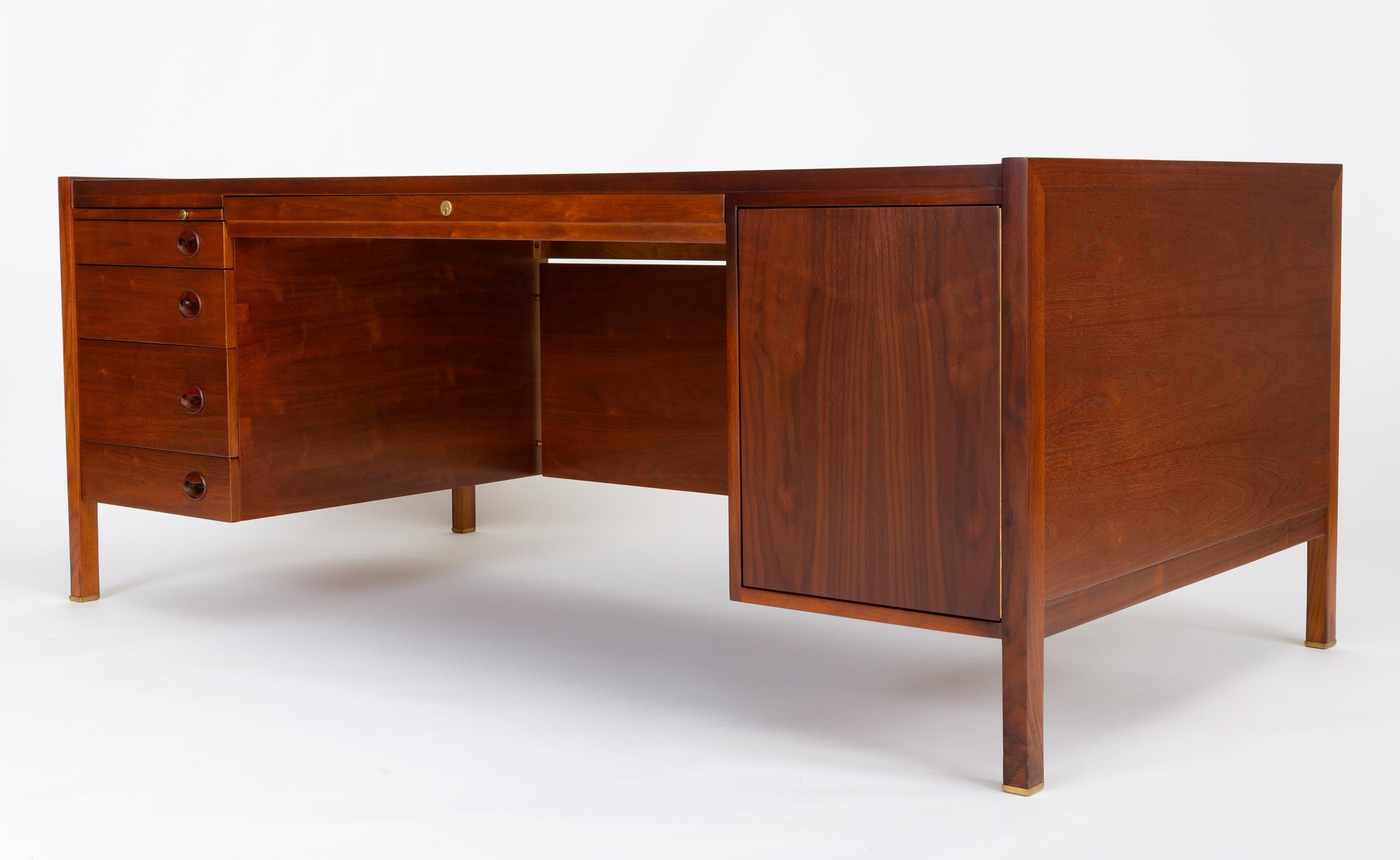 American Walnut Executive Desk with Rosewood and Brass Details, Edward Wormley for Dunbar