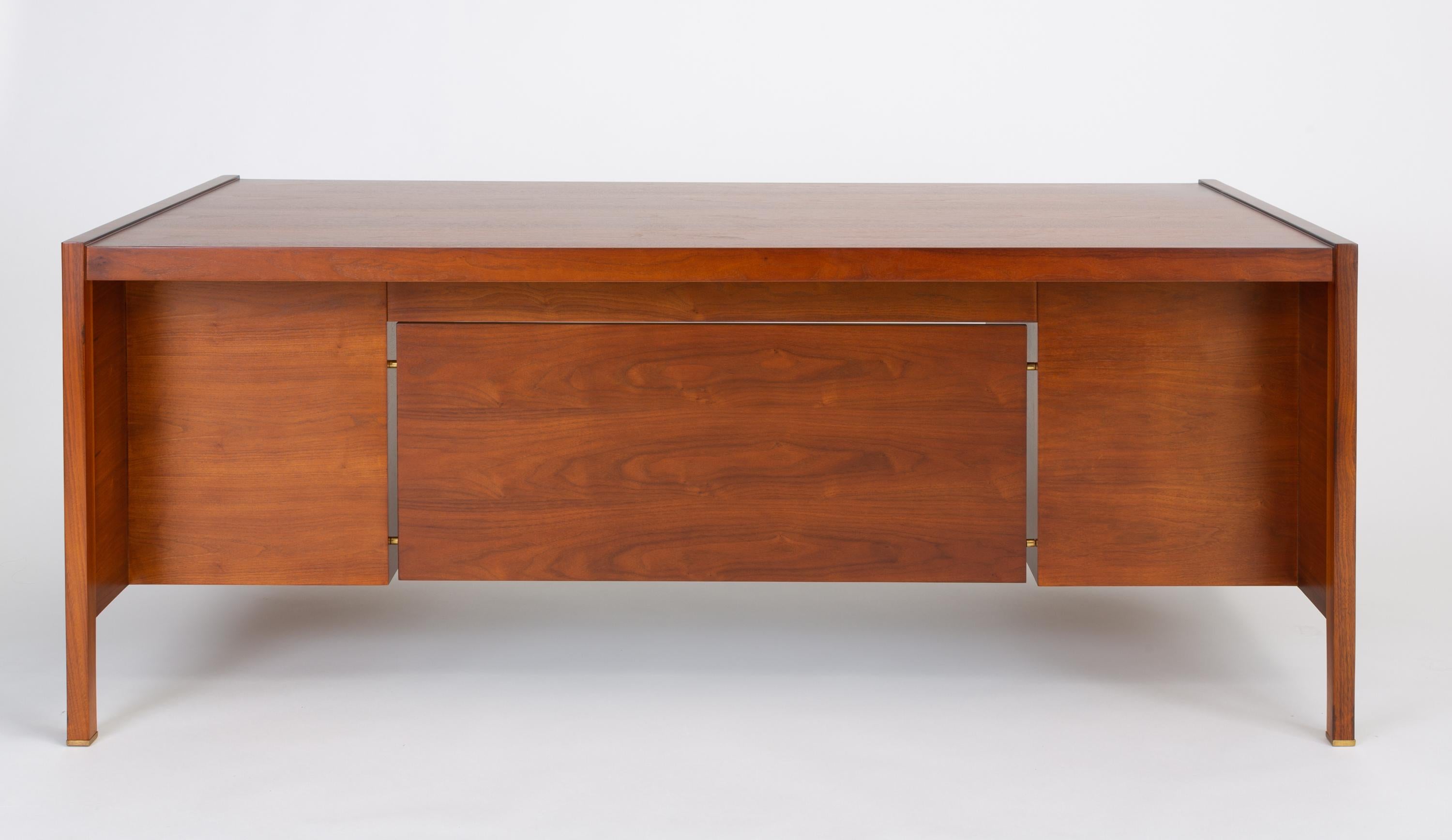 Walnut Executive Desk with Rosewood and Brass Details, Edward Wormley for Dunbar 2