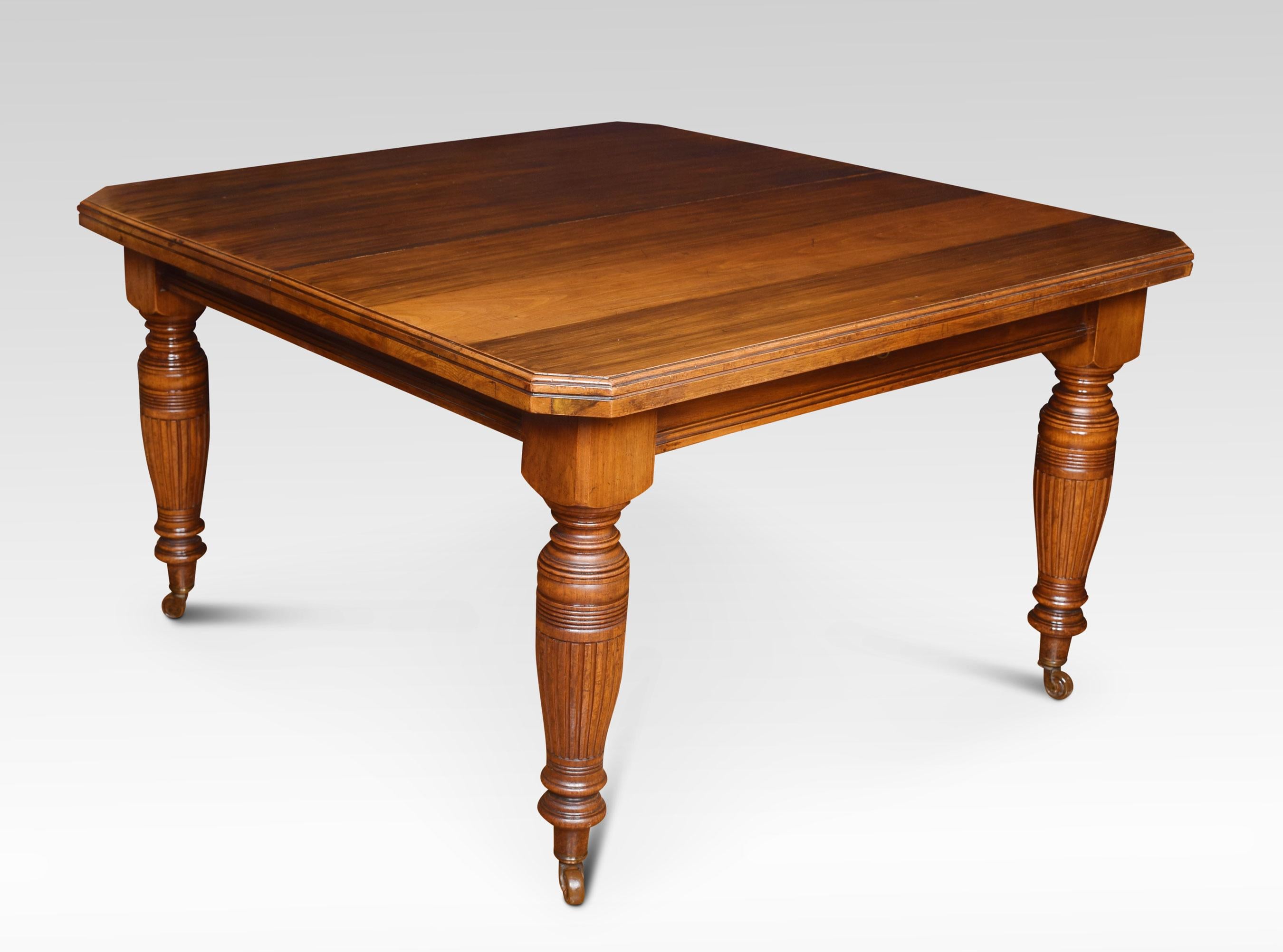 20th Century Walnut Extending Dining Table