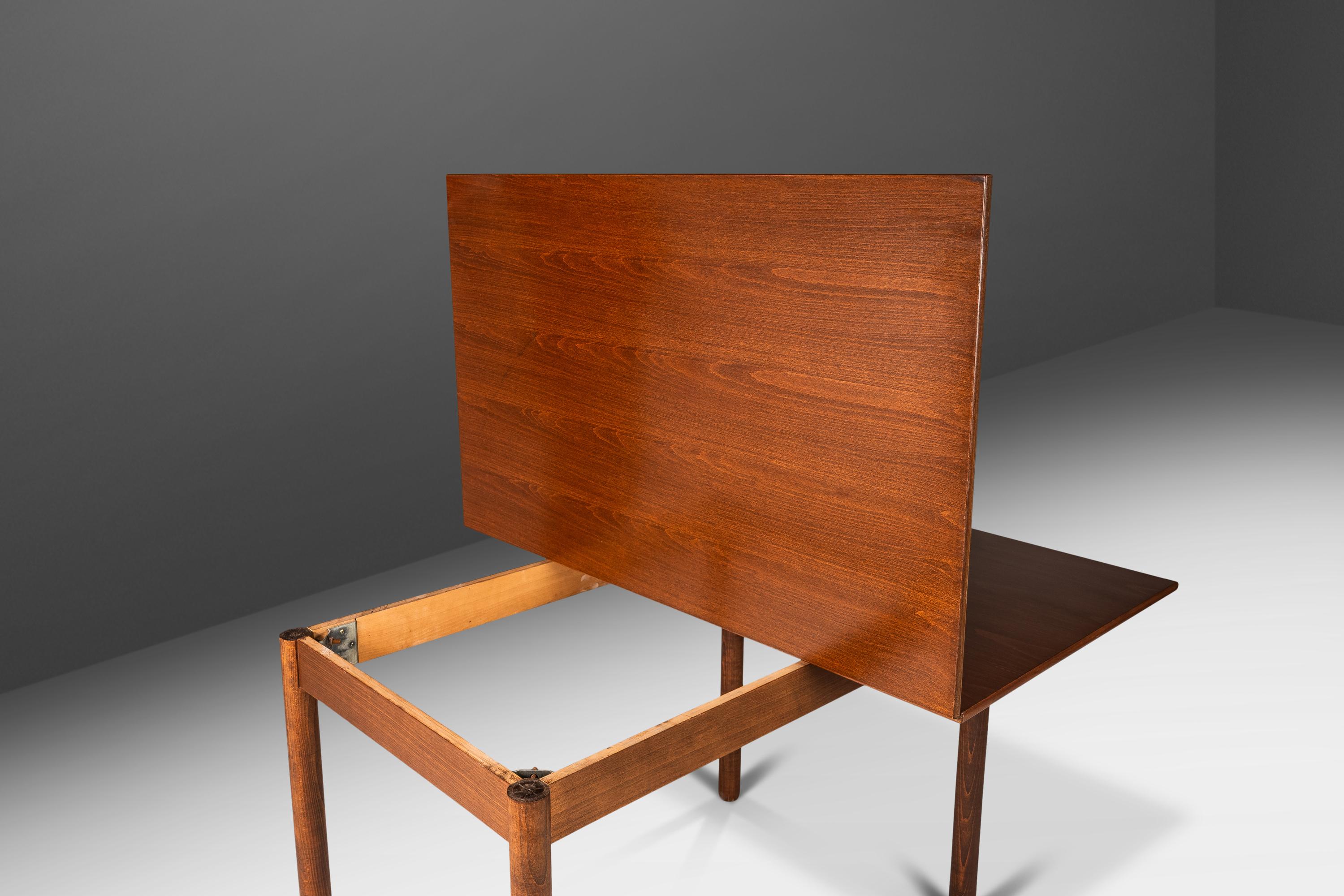 American Walnut Extension Flip-Flap Dining Table, Folke Ohlsson Style, USA, c. 1960's For Sale