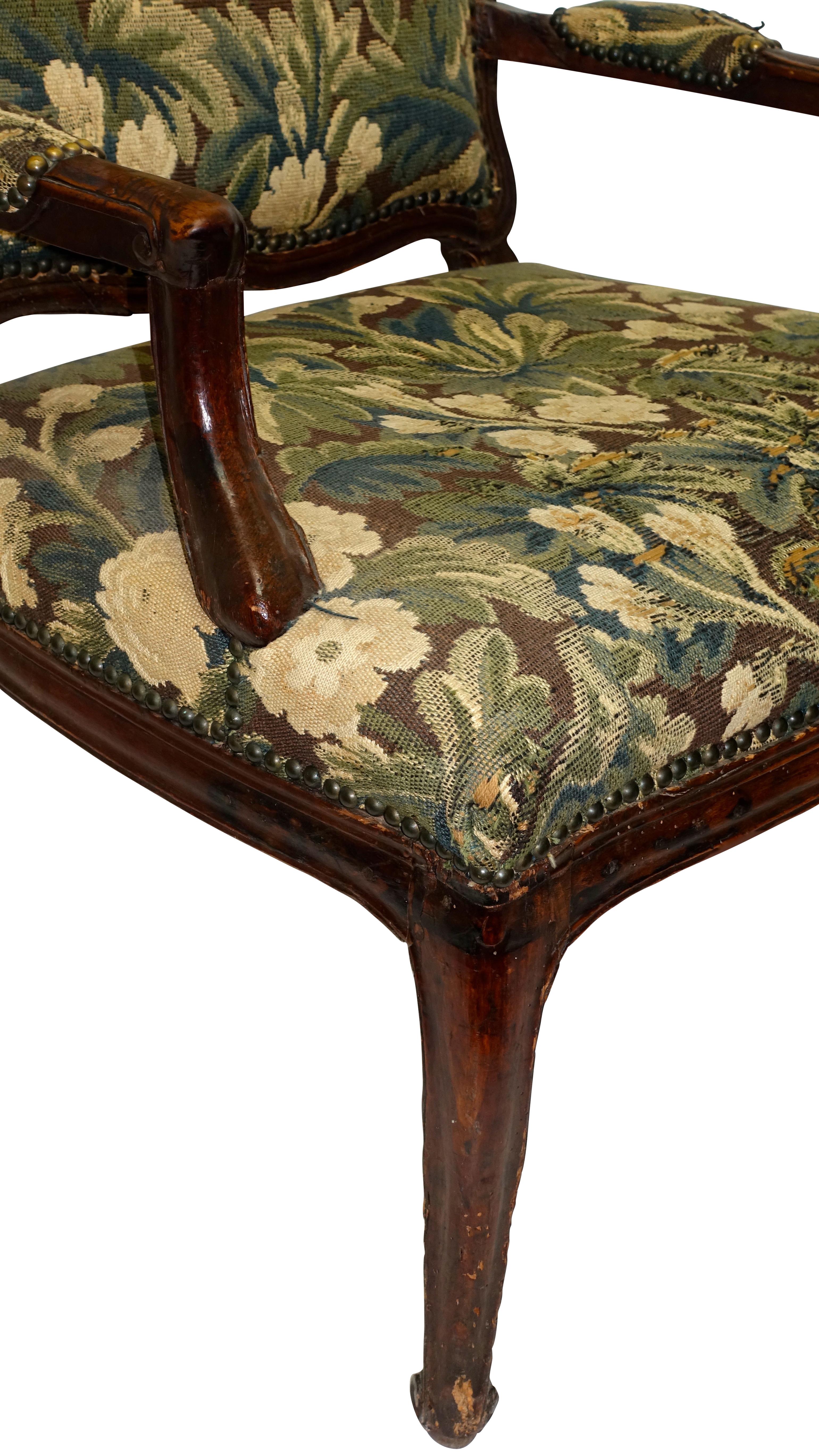 Walnut Fauteuil Armchair, Italian, 18th Century In Good Condition For Sale In San Francisco, CA