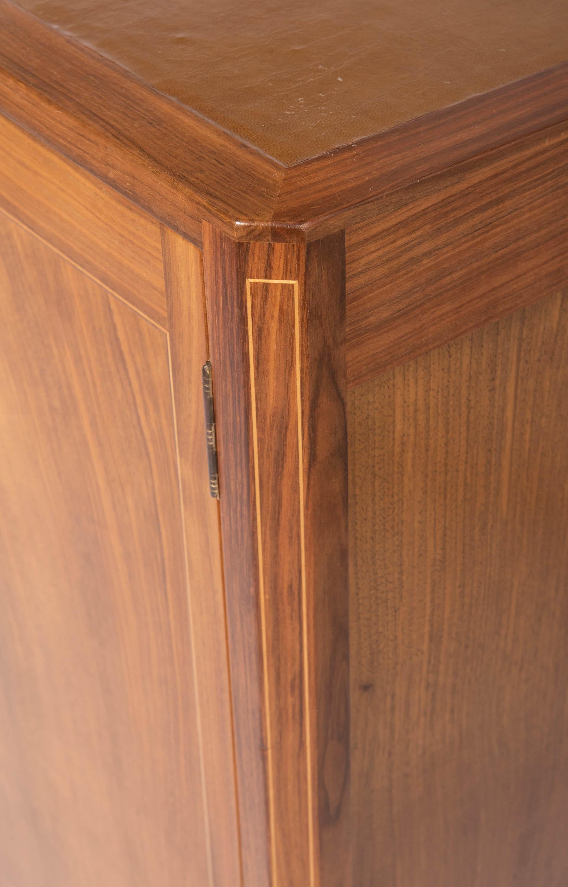 Walnut Filling Cabinet by Edward Barnsley, England, circa 1969 In Good Condition In Macclesfield, Cheshire