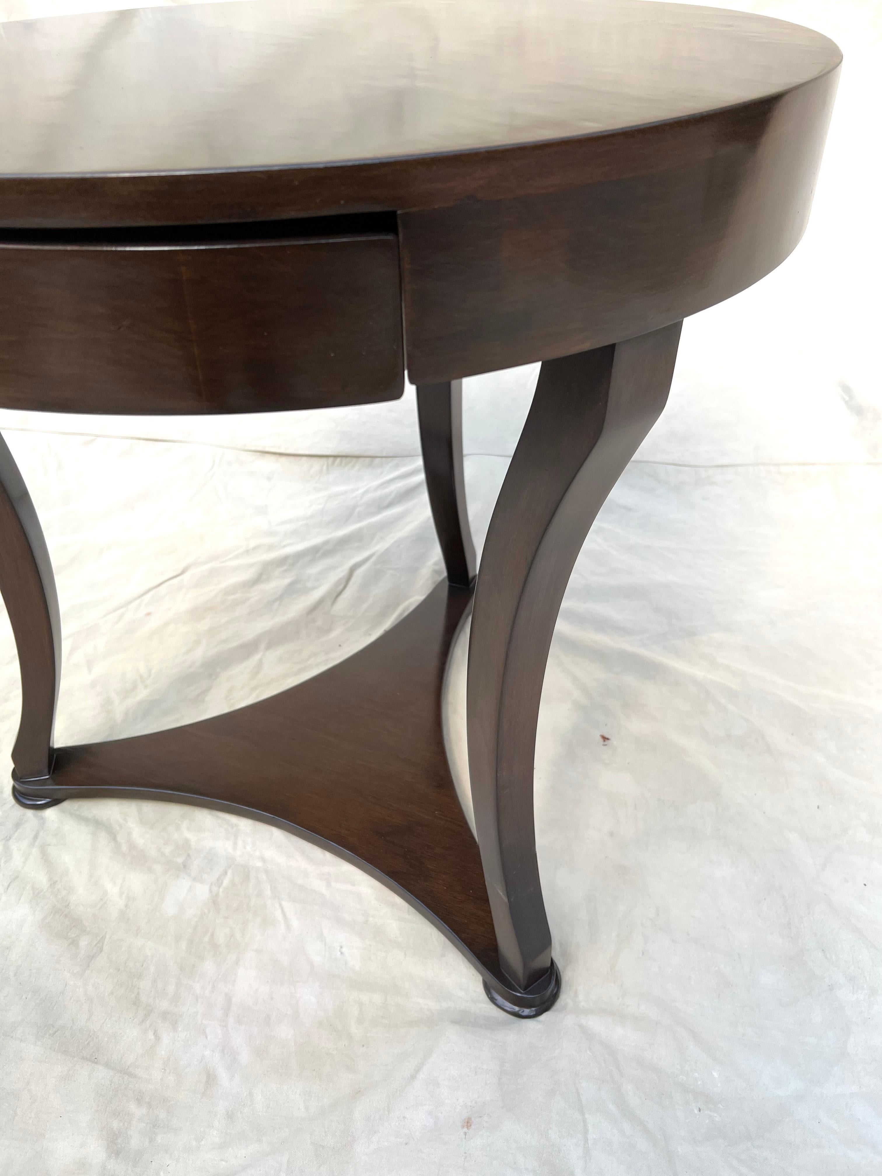 Walnut Finish Round Side Table in Walnut Finish with Drawer In Good Condition In Los Angeles, CA