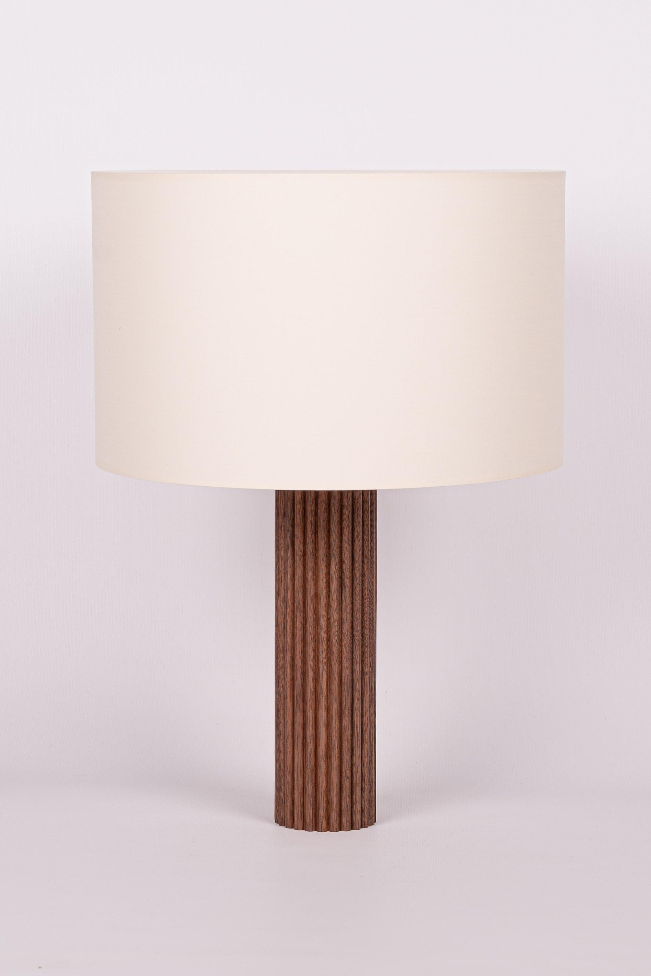 Walnut  Fluta Table Lamp by Simone & Marcel
Dimensions: Ø 40 x H 58 cm.
Materials: Cotton and walnut.

Also available in different marble and wood options and finishes. Custom options available on request. Please contact us. 

All our lamps can be