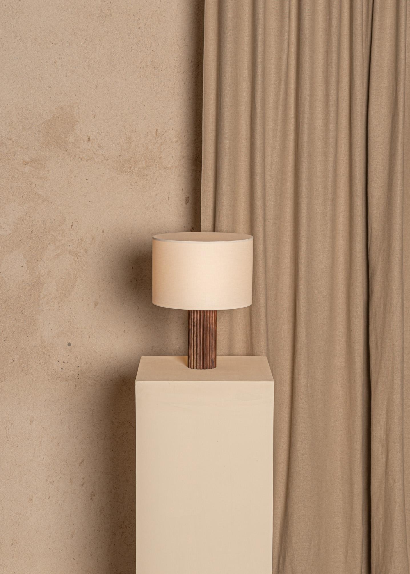Walnut Flutita Table Lamp by Simone & Marcel In New Condition For Sale In Geneve, CH