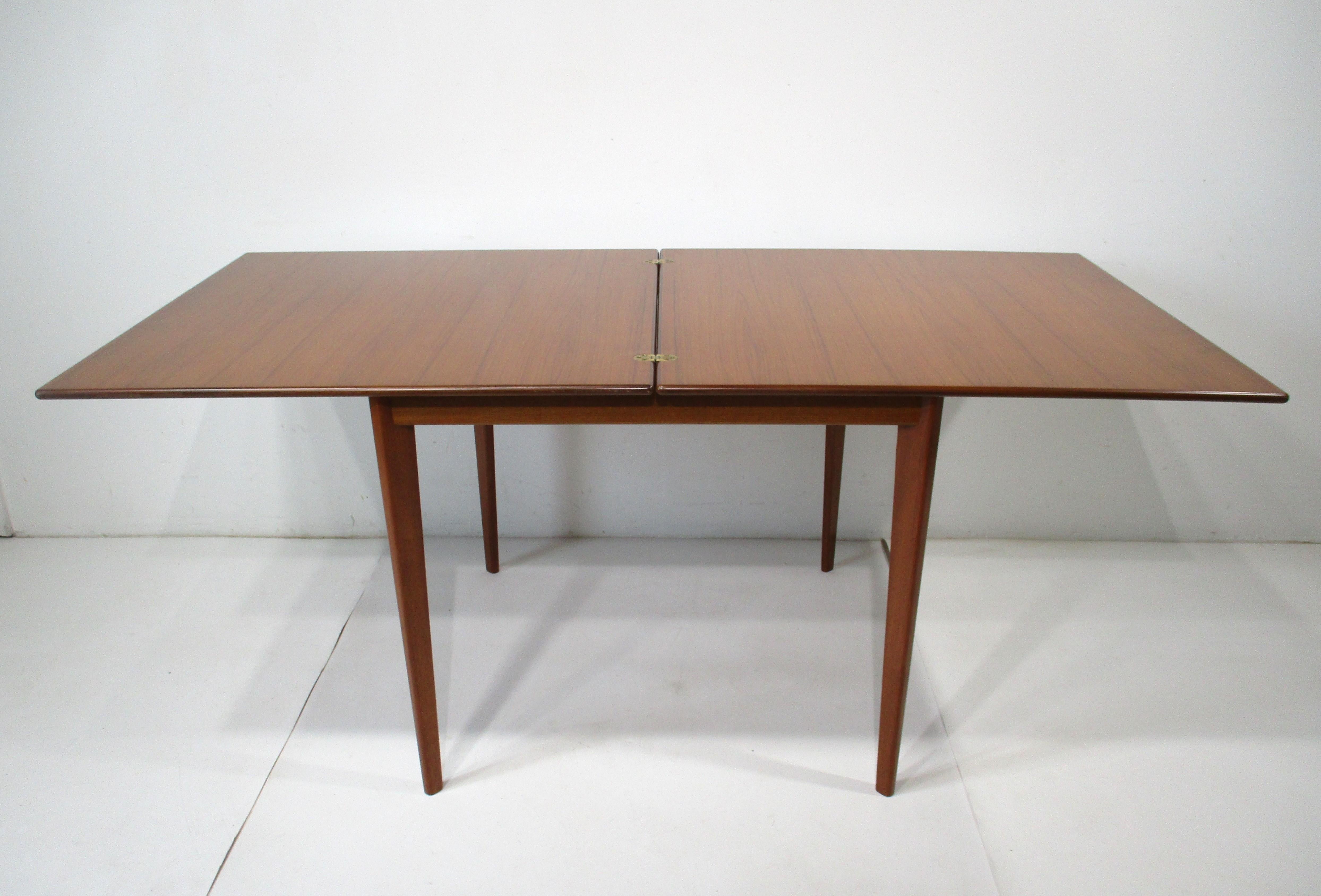 Dunbar styled Walnut Folding Dining / Game Table For Sale 5
